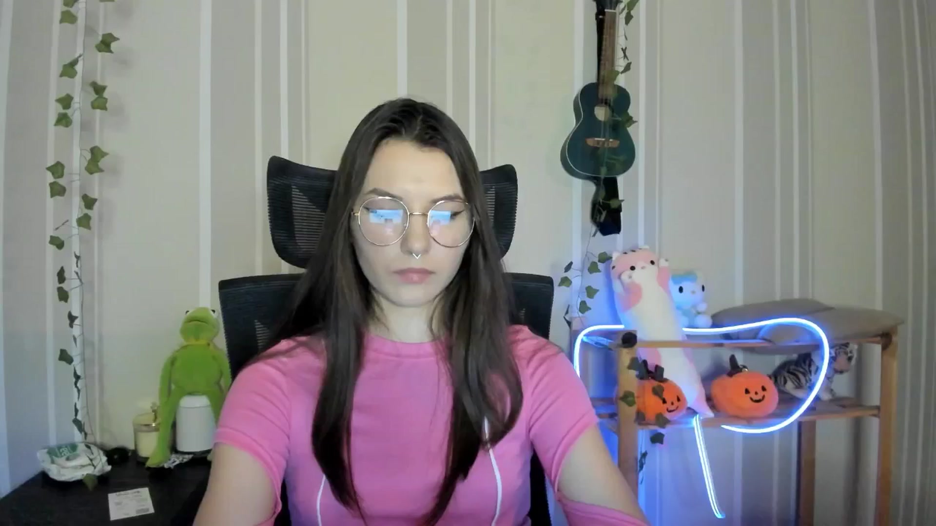 Gallery image thumbnail from AmnesiaGirl1's myfreecams stream on, 12/21/2024, 15:45 image 1 of 20
