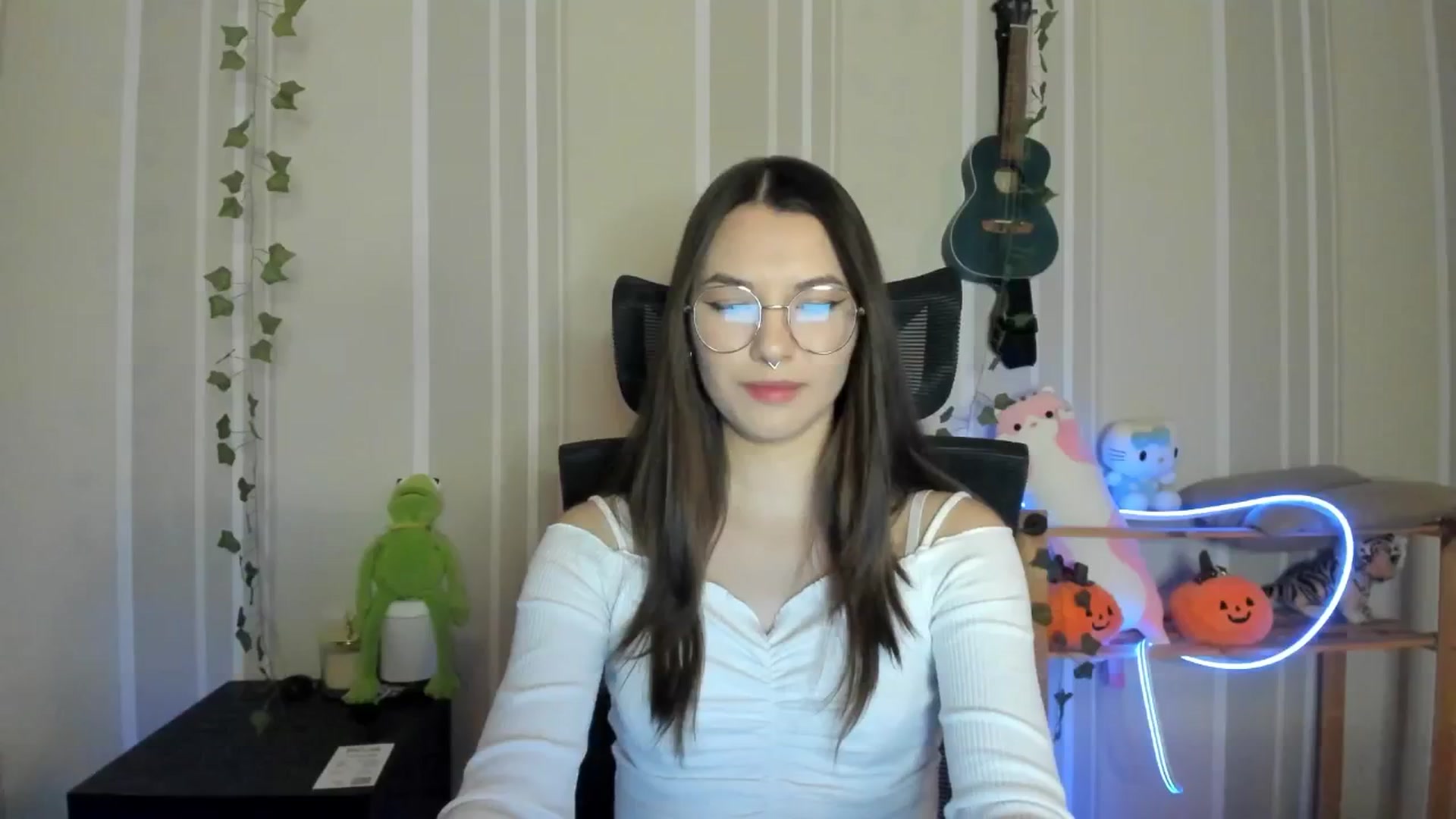 Gallery image thumbnail from AmnesiaGirl1's myfreecams stream on, 12/22/2024, 15:57 image 1 of 20