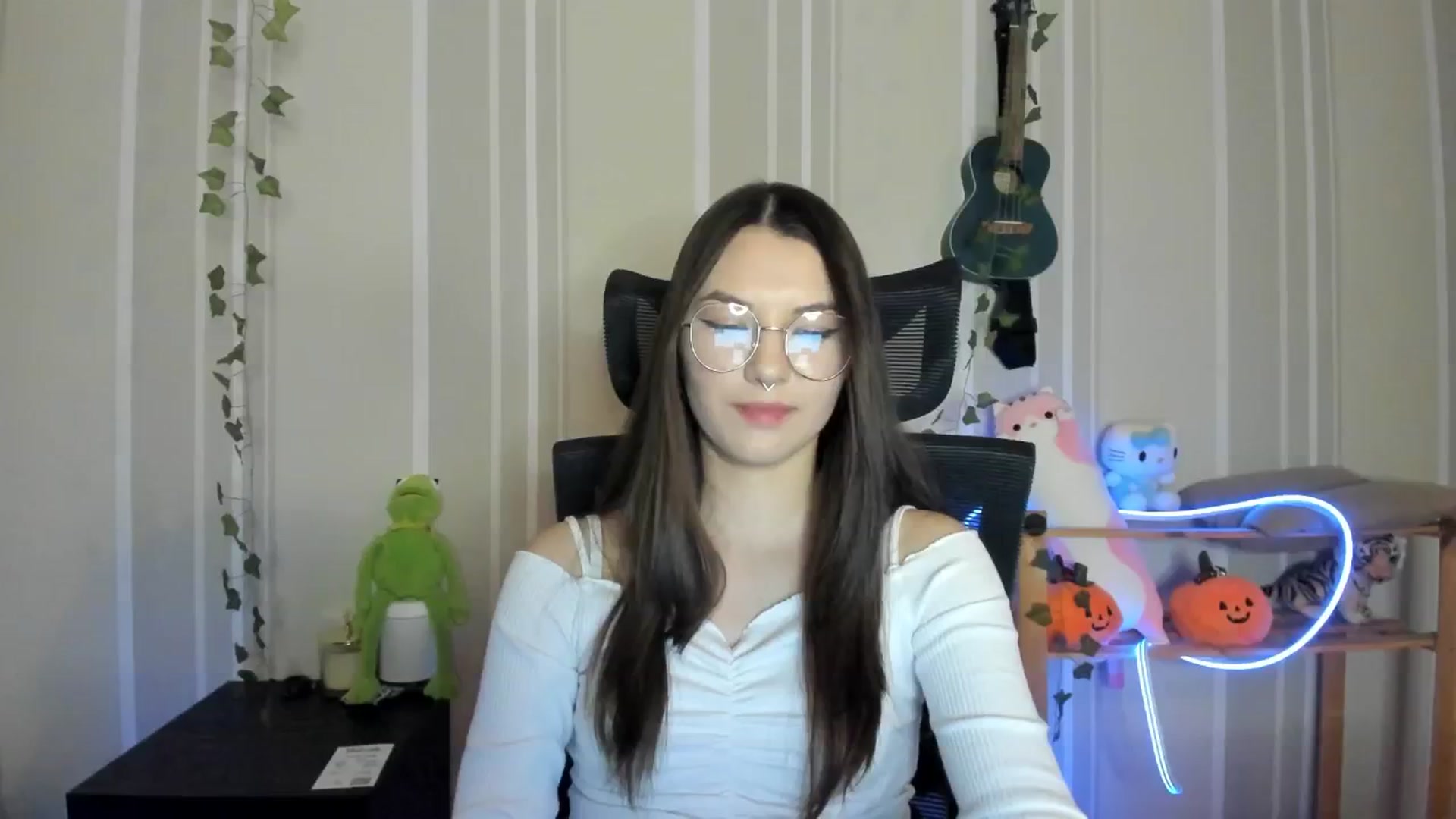 Gallery image thumbnail from AmnesiaGirl1's myfreecams stream on, 12/22/2024, 15:57 image 19 of 20