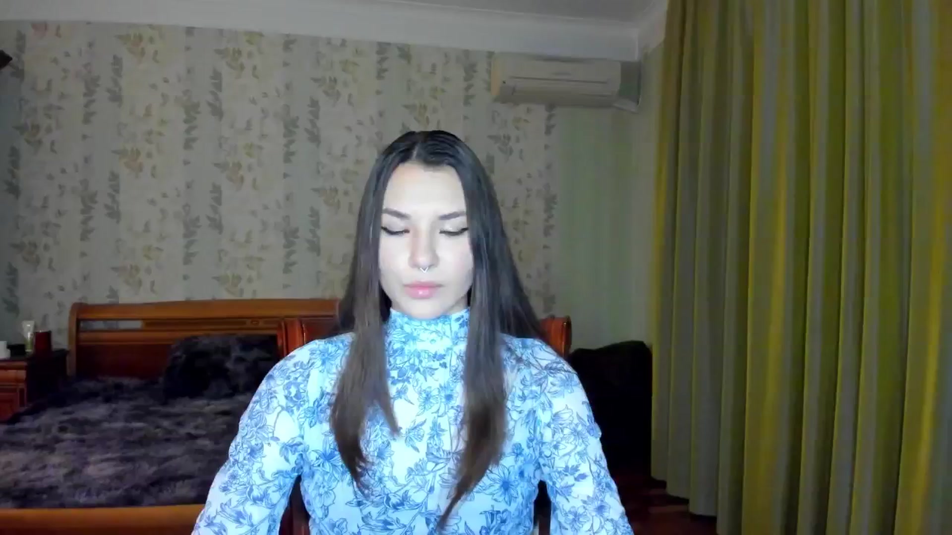 Gallery image thumbnail from AmnesiaGirl1's myfreecams stream on, 12/26/2024, 19:42 image 8 of 20