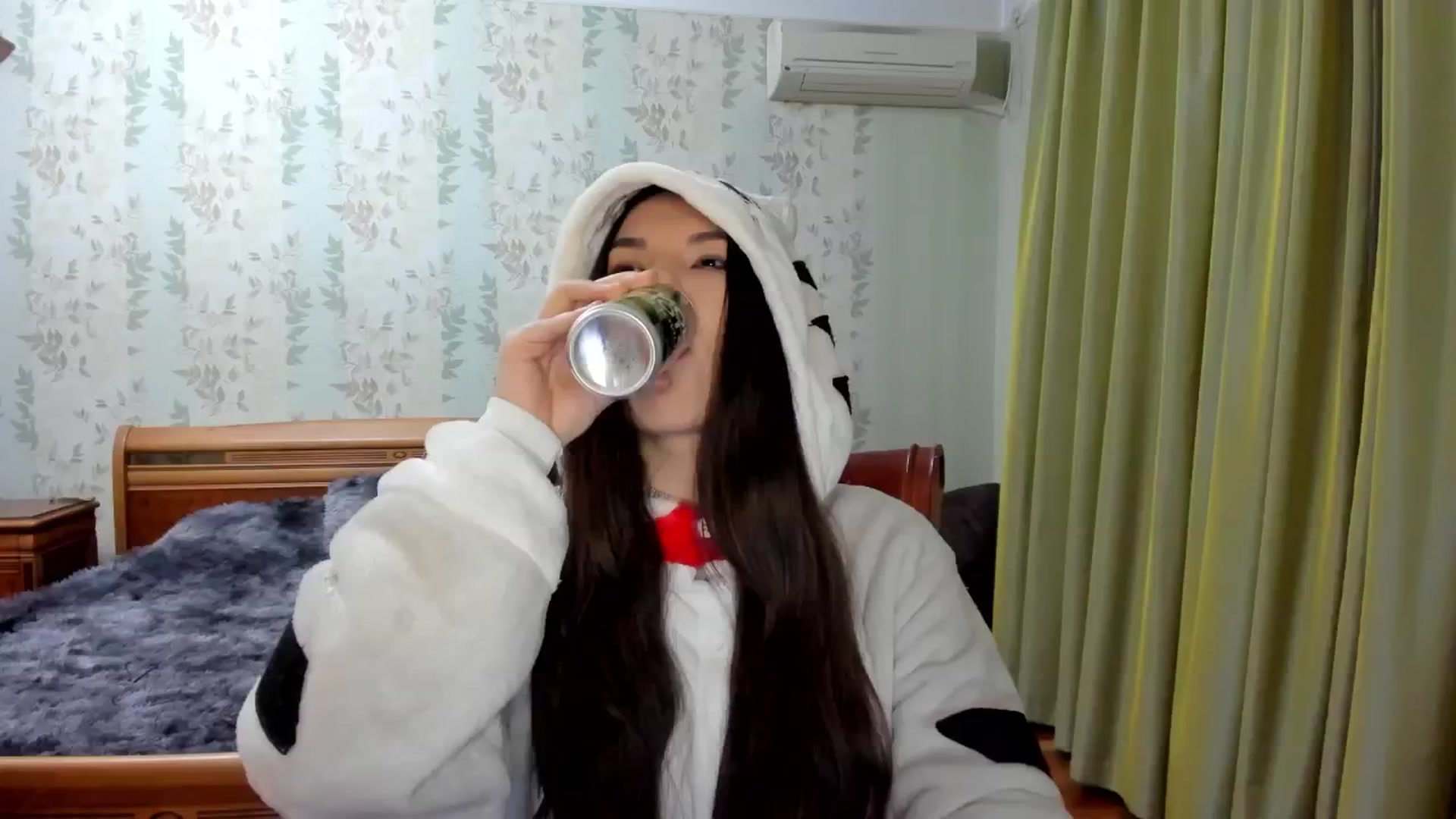 Gallery image thumbnail from AmnesiaGirl1's myfreecams stream on, 01/02/2025, 21:40 image 3 of 20