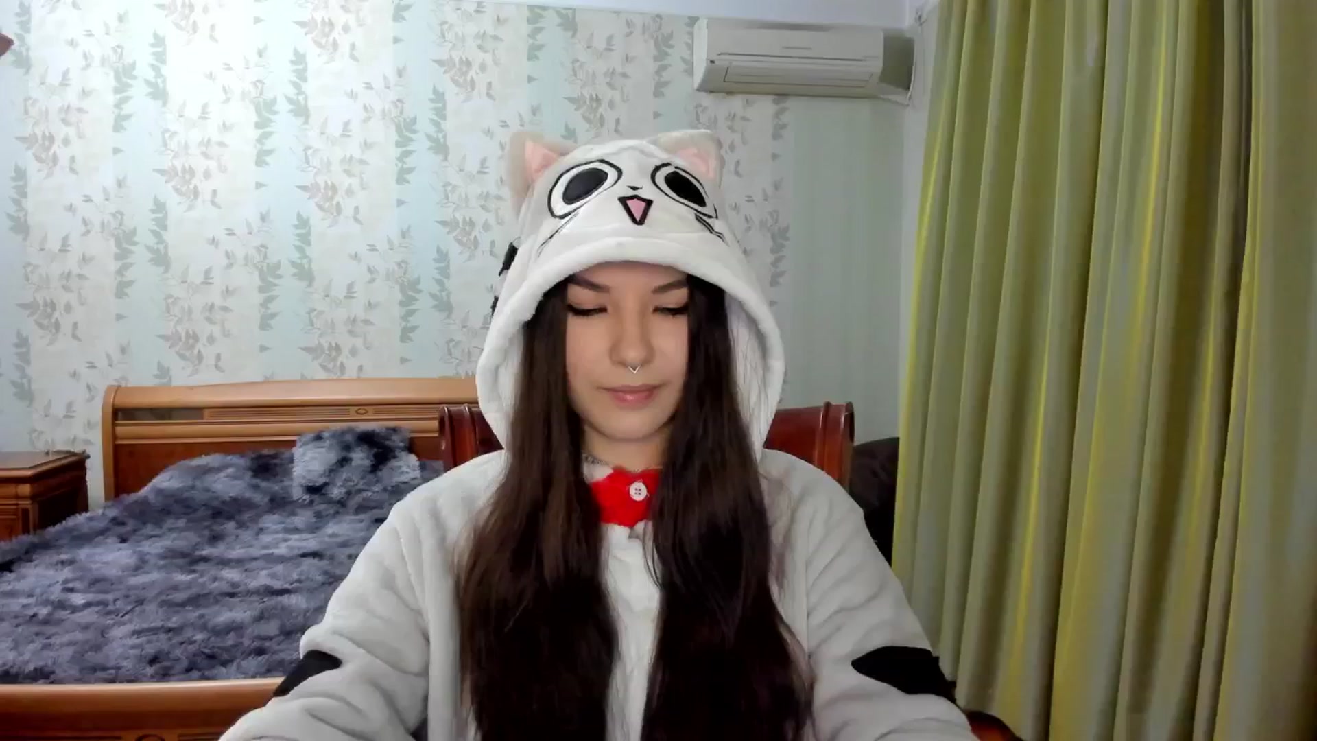 Gallery image thumbnail from AmnesiaGirl1's myfreecams stream on, 01/02/2025, 21:40 image 8 of 20