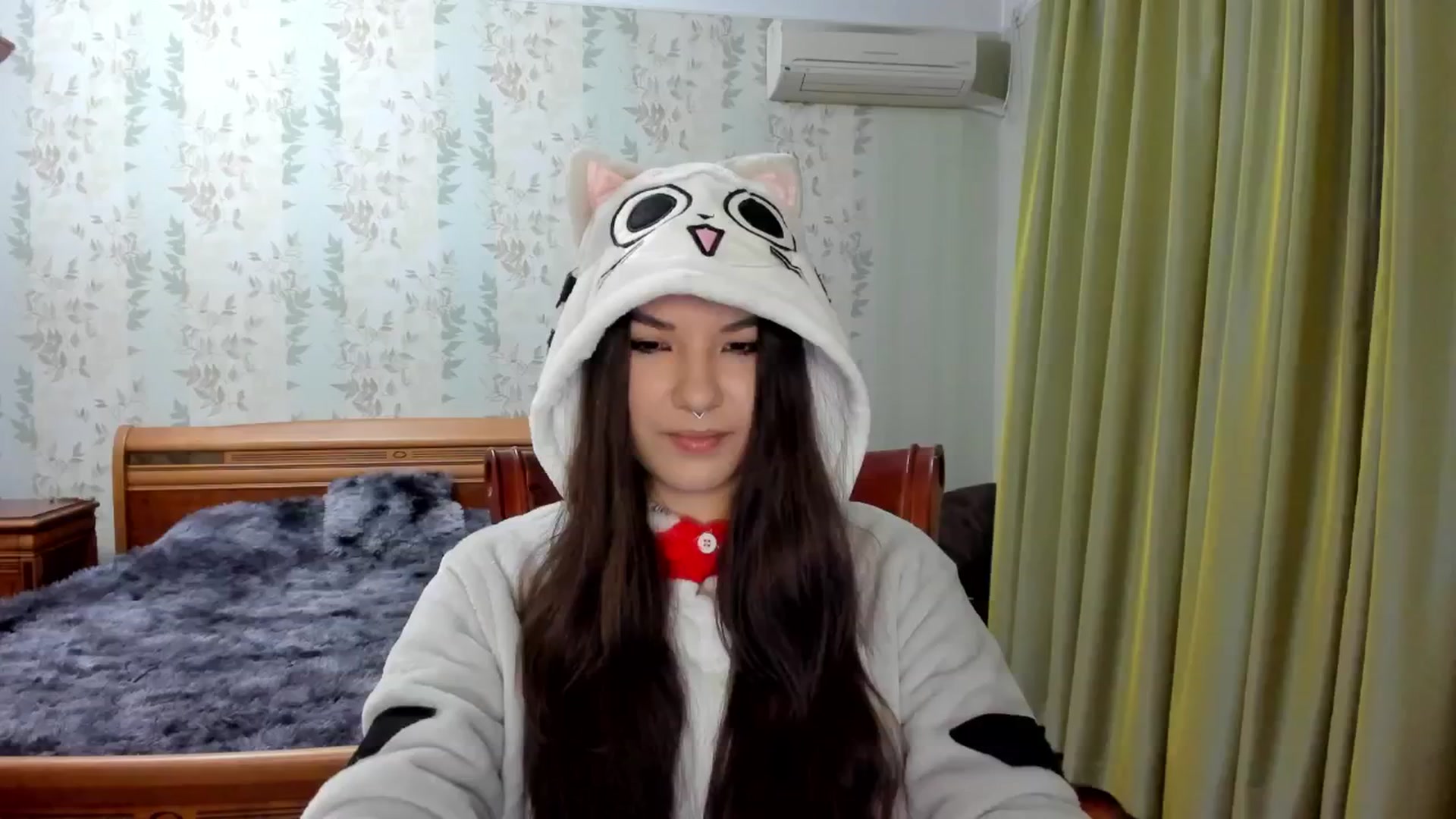 Gallery image thumbnail from AmnesiaGirl1's myfreecams stream on, 01/02/2025, 21:40 image 14 of 20