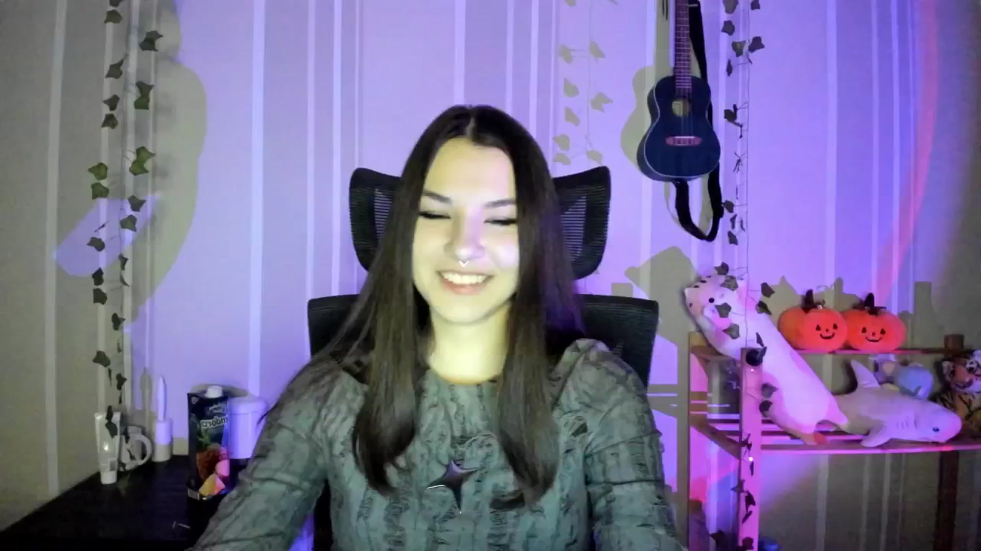 Gallery image thumbnail from AmnesiaGirl1's myfreecams stream on, 01/19/2025, 18:26 image 2 of 20