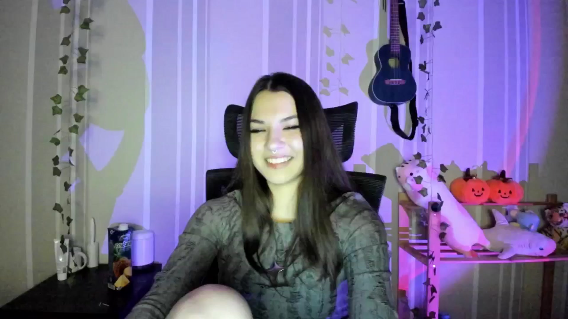 Gallery image thumbnail from AmnesiaGirl1's myfreecams stream on, 01/19/2025, 18:26 image 13 of 20