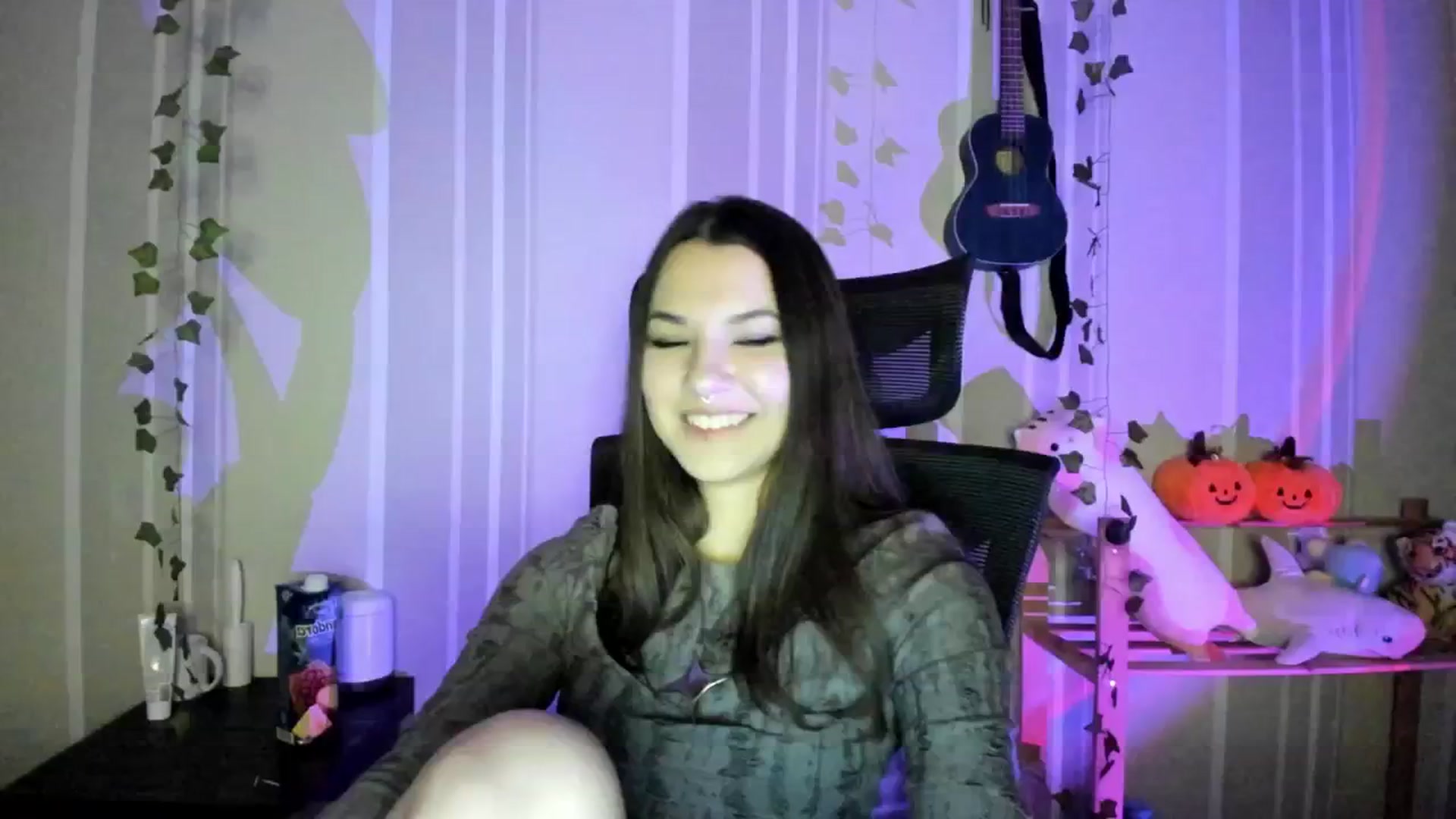 Gallery image thumbnail from AmnesiaGirl1's myfreecams stream on, 01/19/2025, 18:26 image 12 of 20