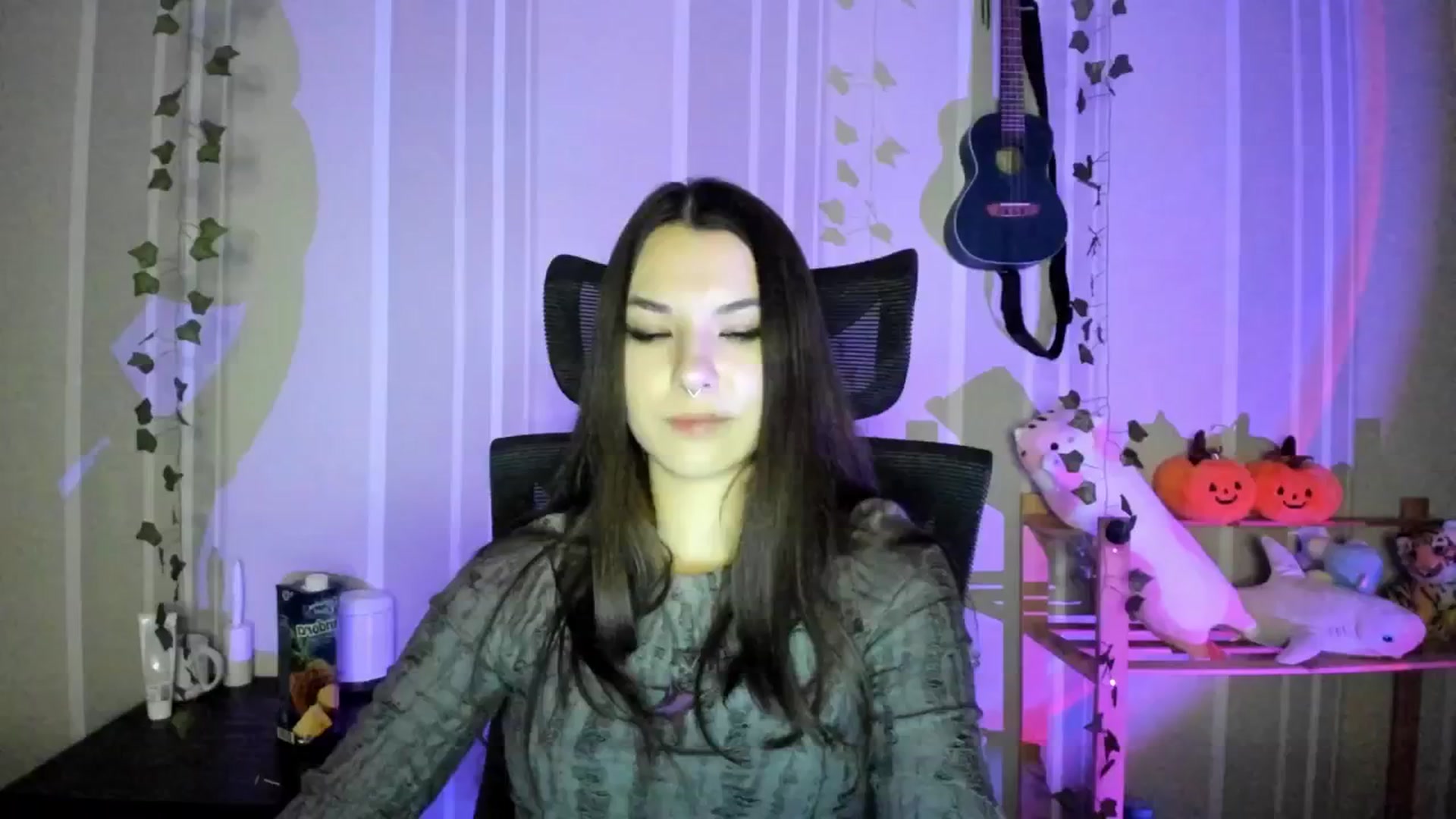 Gallery image thumbnail from AmnesiaGirl1's myfreecams stream on, 01/19/2025, 18:26 image 17 of 20