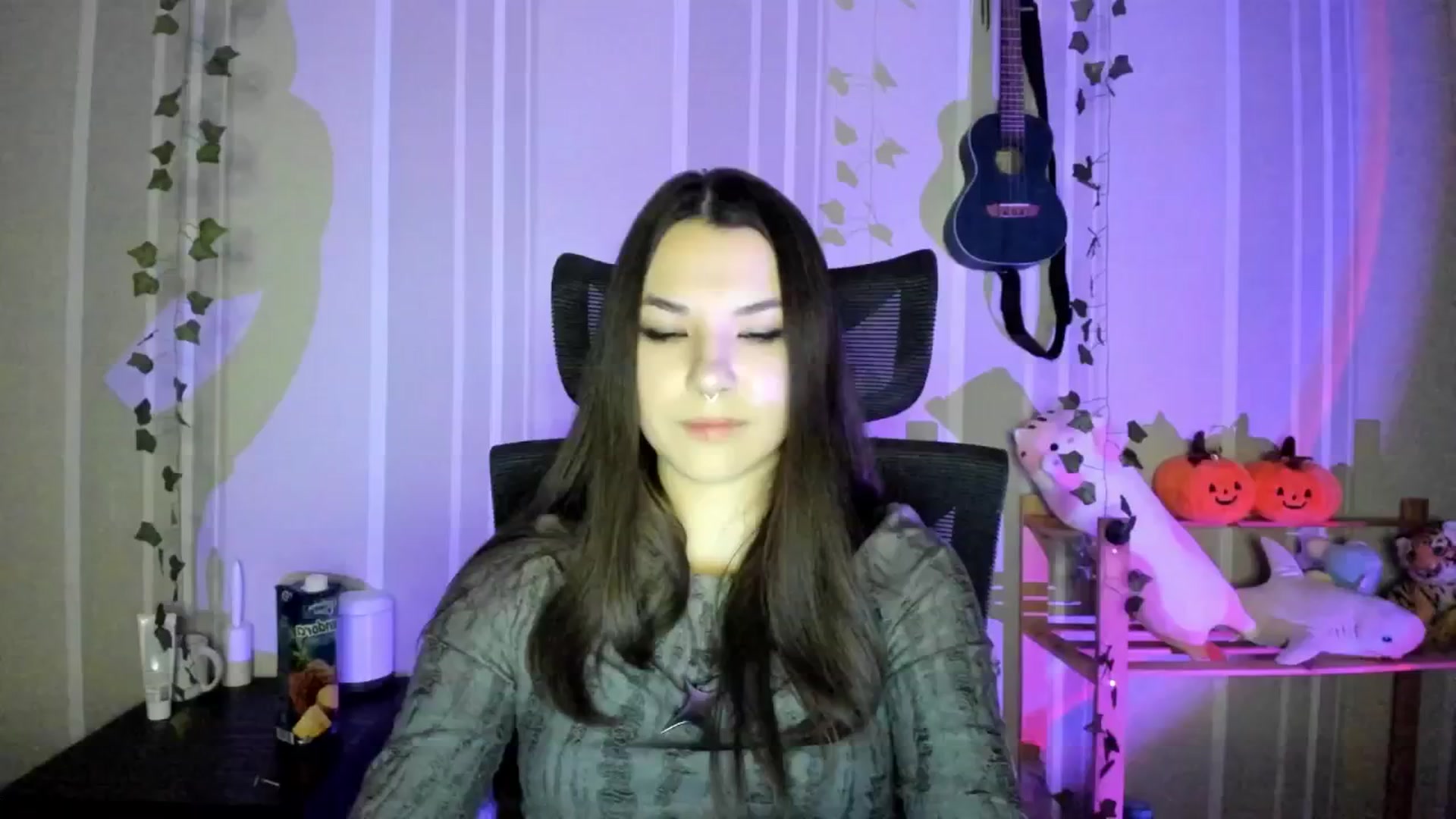 Gallery image thumbnail from AmnesiaGirl1's myfreecams stream on, 01/19/2025, 18:26 image 6 of 20