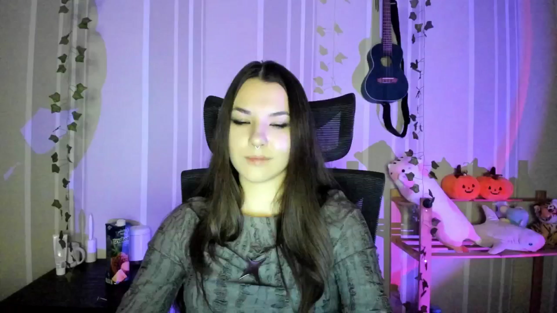 Gallery image thumbnail from AmnesiaGirl1's myfreecams stream on, 01/19/2025, 18:26 image 8 of 20
