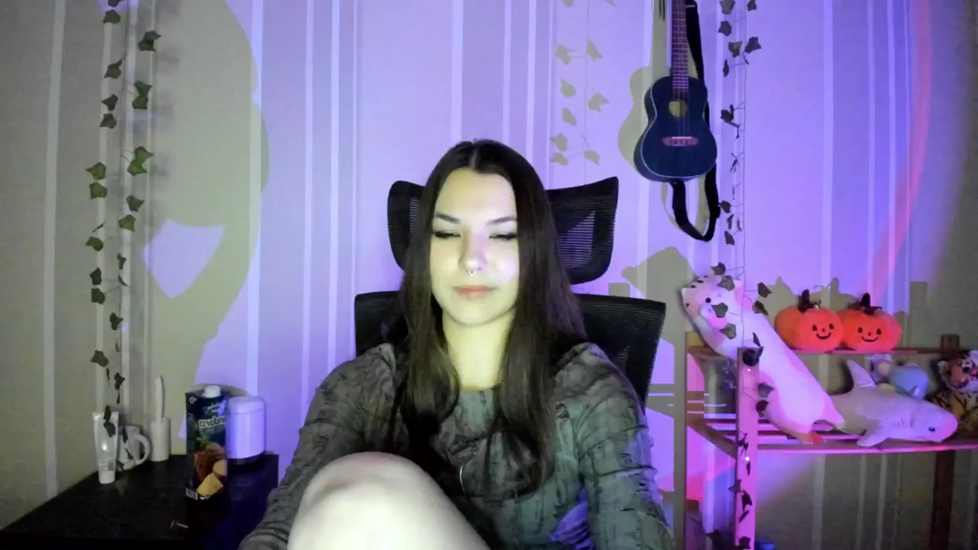 Gallery image thumbnail from AmnesiaGirl1's myfreecams stream on, 01/19/2025, 18:26 image 15 of 20