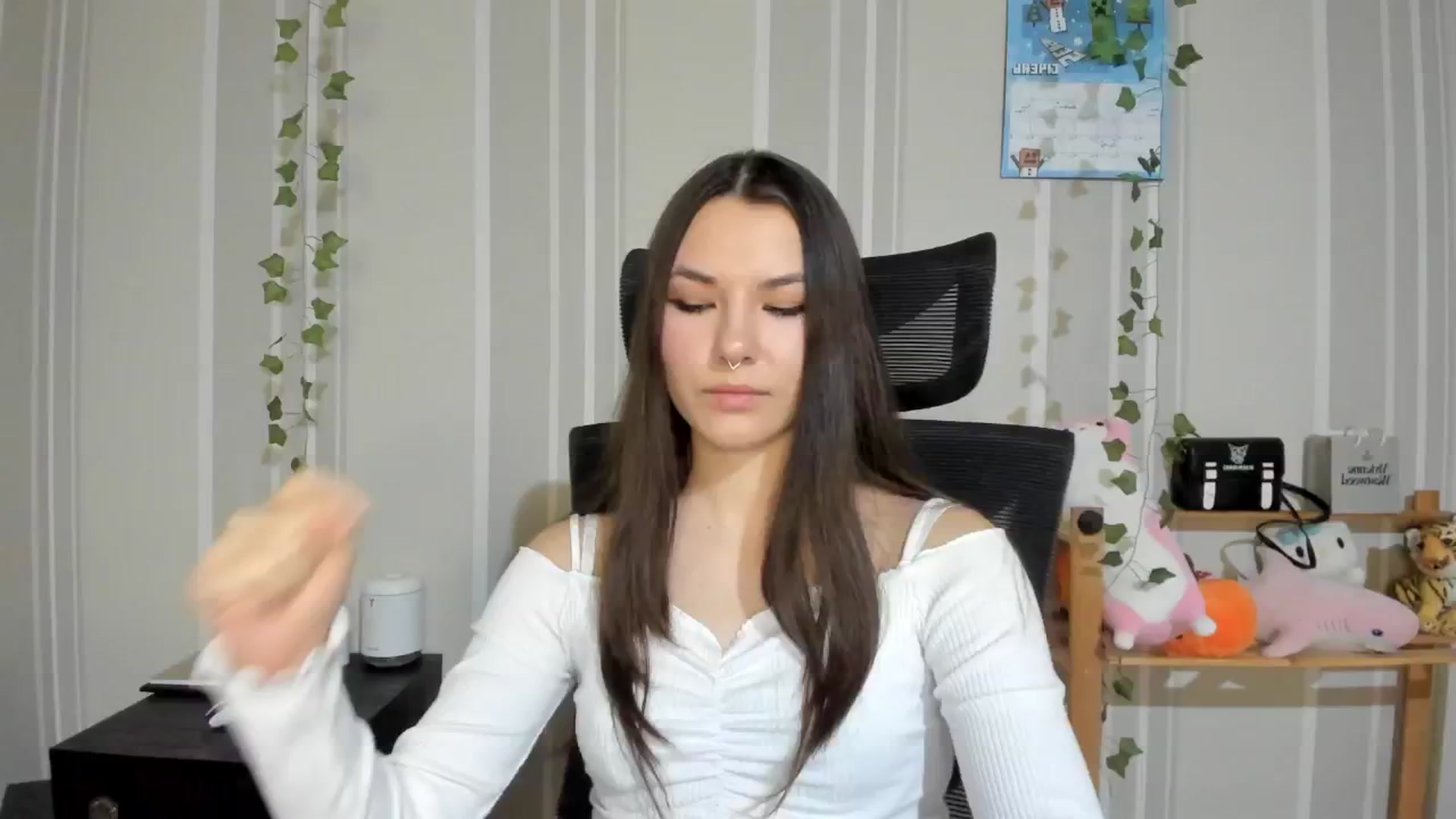 Gallery image thumbnail from AmnesiaGirl1's myfreecams stream on, 01/30/2025, 17:05 image 14 of 20