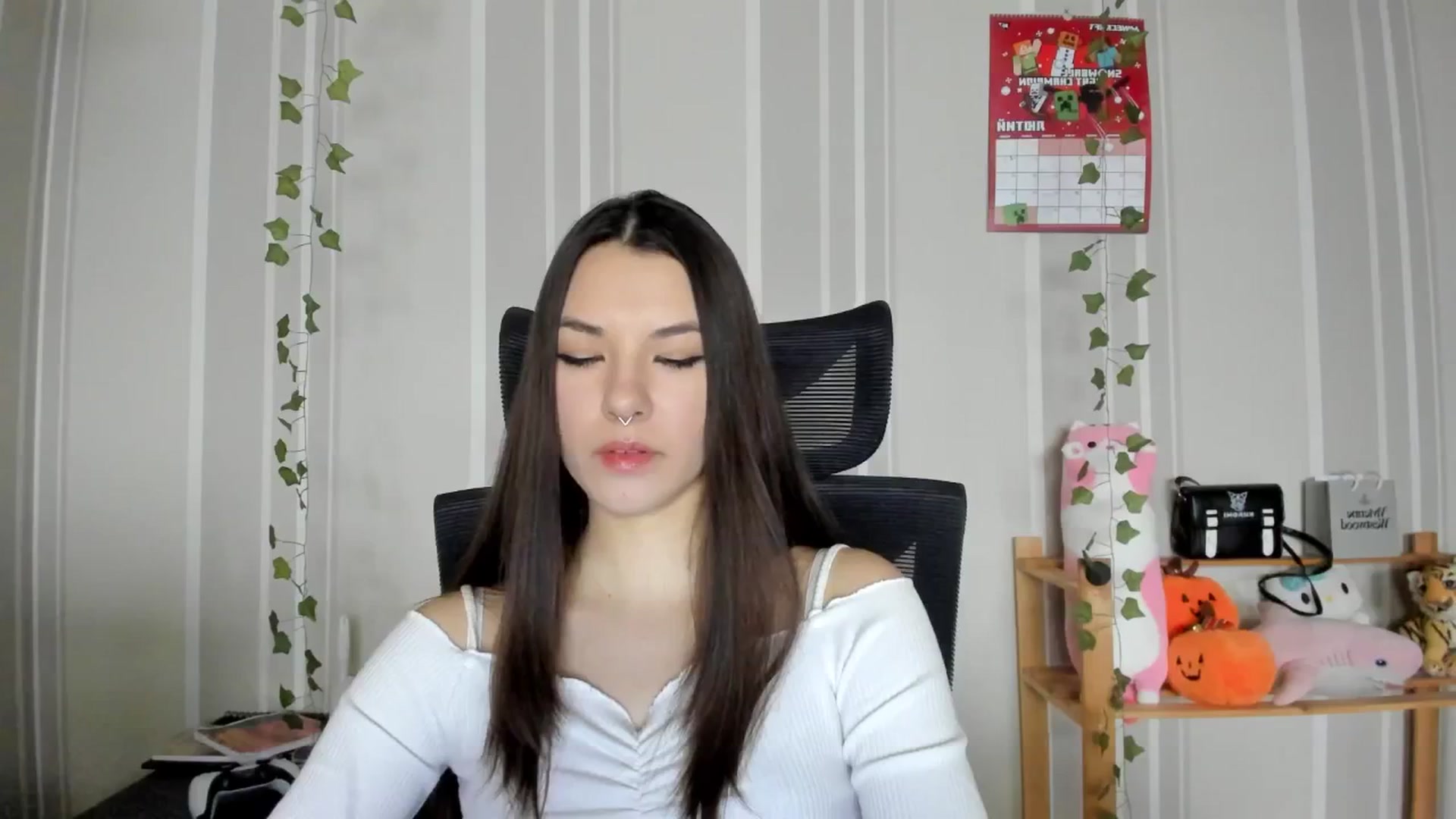 Gallery image thumbnail from AmnesiaGirl1's myfreecams stream on, 02/06/2025, 14:21 image 1 of 20