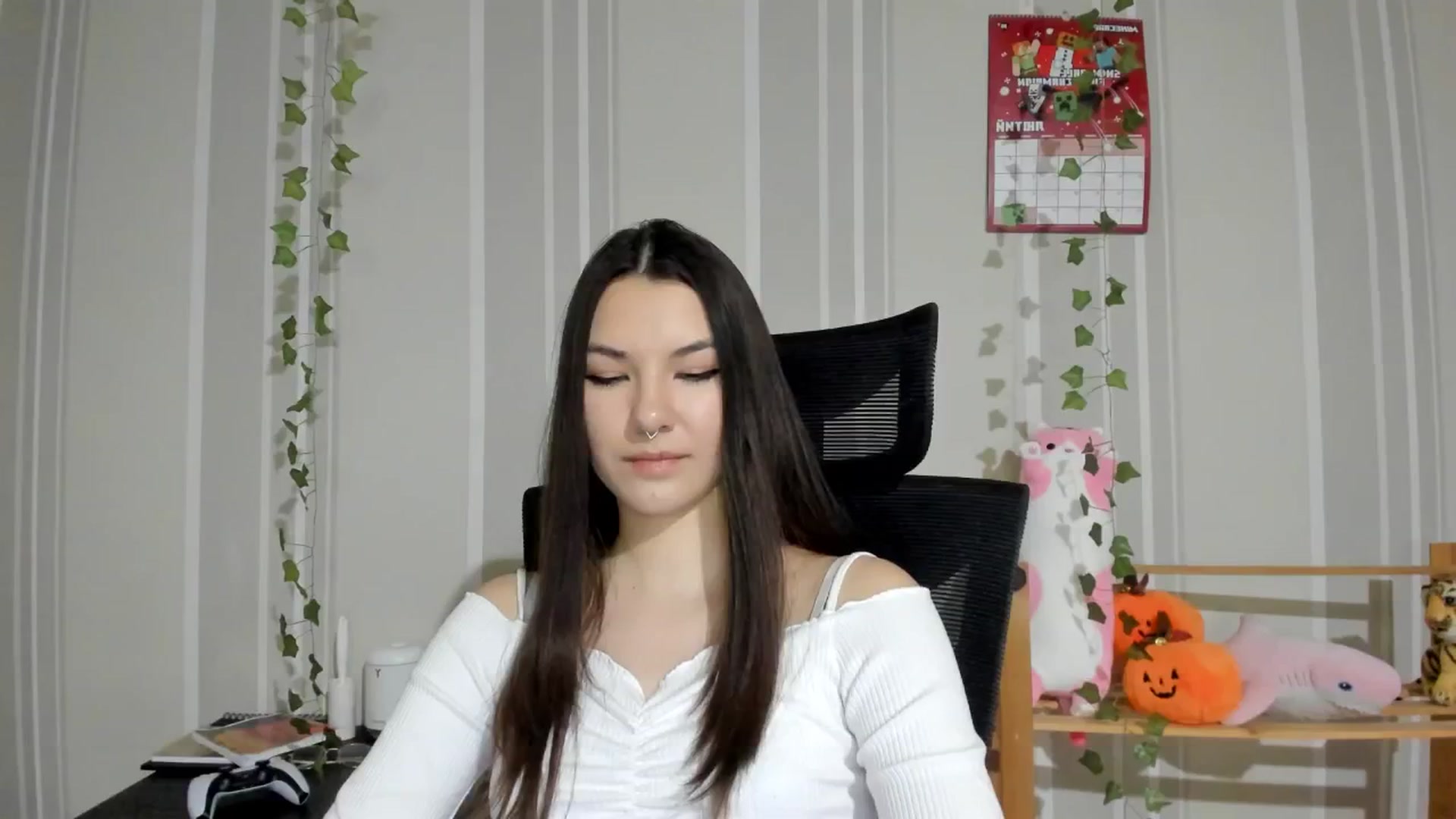 Gallery image thumbnail from AmnesiaGirl1's myfreecams stream on, 02/06/2025, 16:09 image 14 of 20