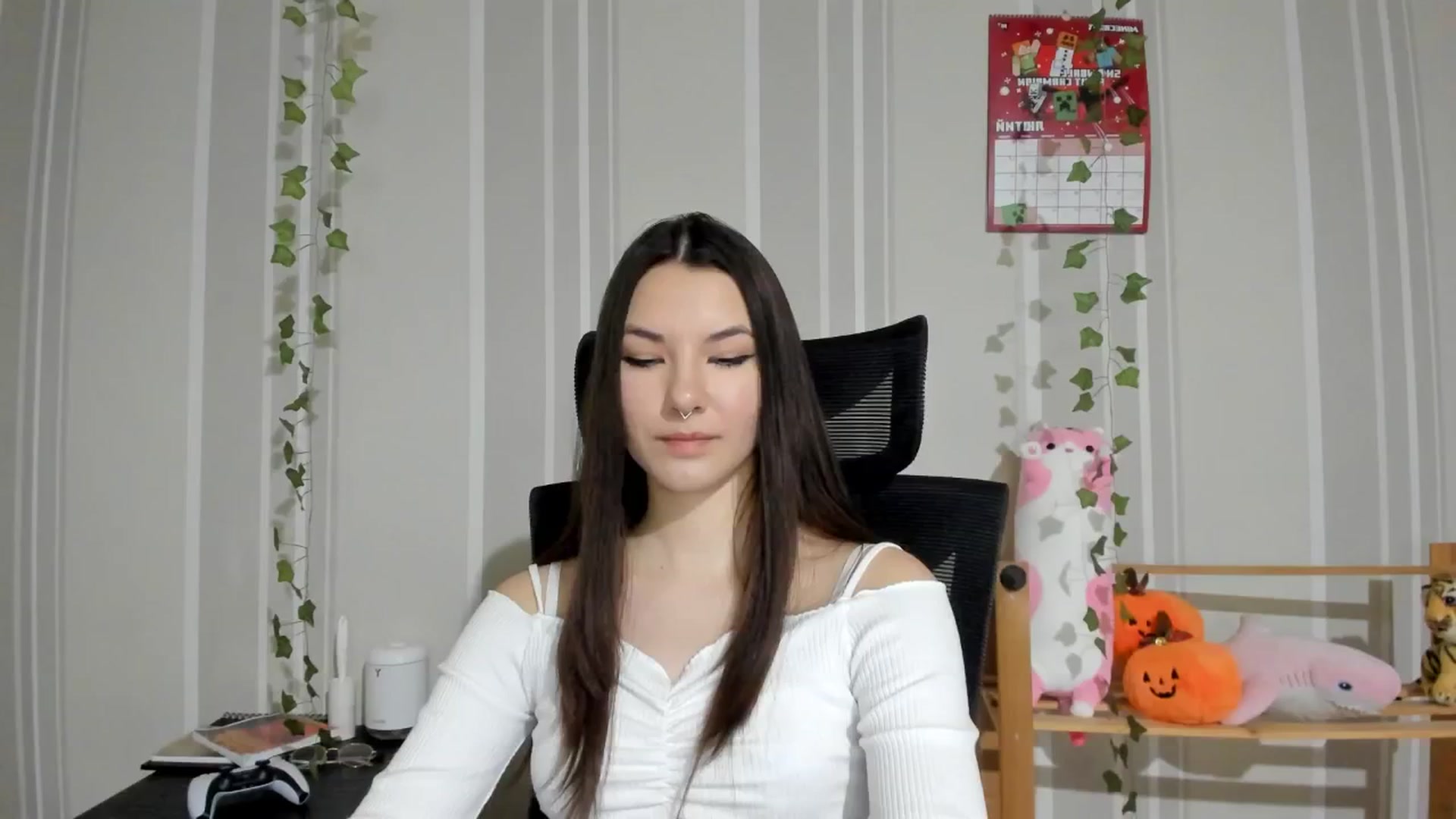 Gallery image thumbnail from AmnesiaGirl1's myfreecams stream on, 02/06/2025, 16:09 image 4 of 20
