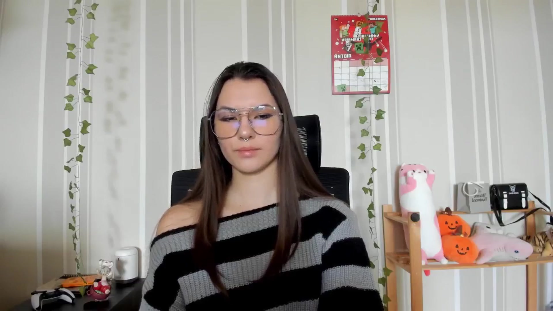 Gallery image thumbnail from AmnesiaGirl1's myfreecams stream on, 02/23/2025, 12:24 image 8 of 20