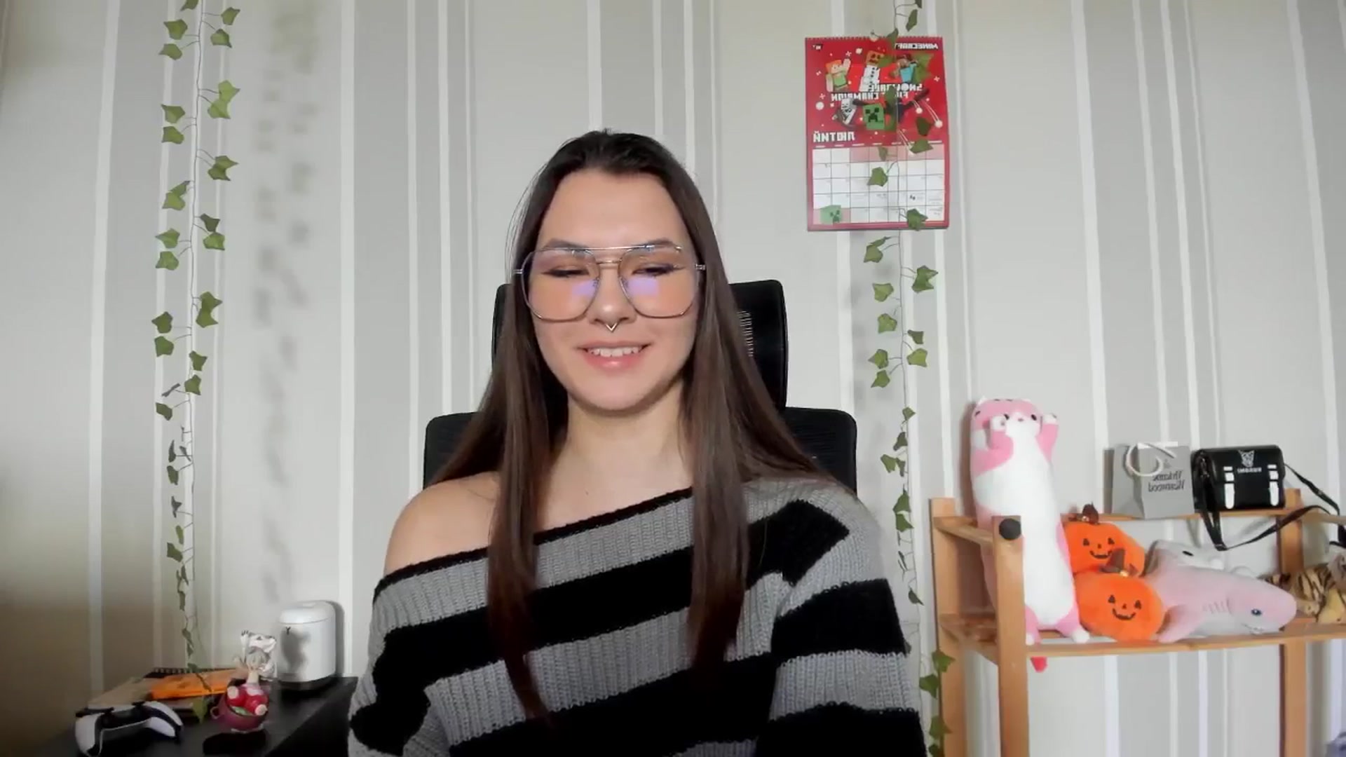 Gallery image thumbnail from AmnesiaGirl1's myfreecams stream on, 02/23/2025, 12:24 image 15 of 20