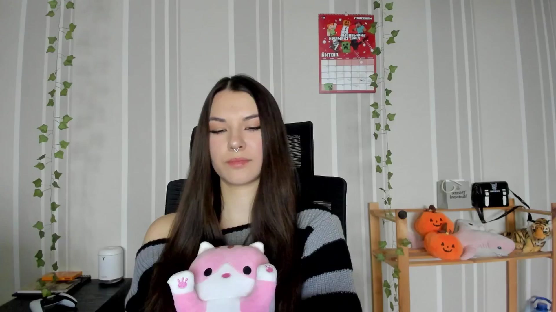 Gallery image thumbnail from AmnesiaGirl1's myfreecams stream on, 03/01/2025, 14:13 image 9 of 20