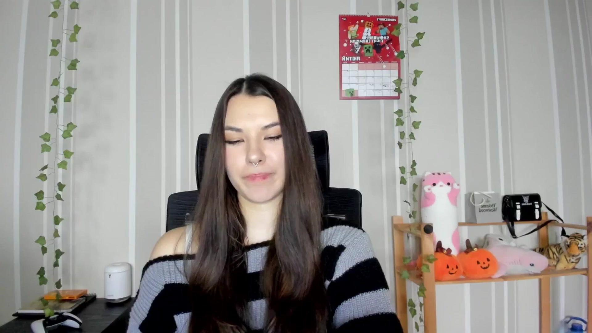 Gallery image thumbnail from AmnesiaGirl1's myfreecams stream on, 03/01/2025, 14:13 image 17 of 20