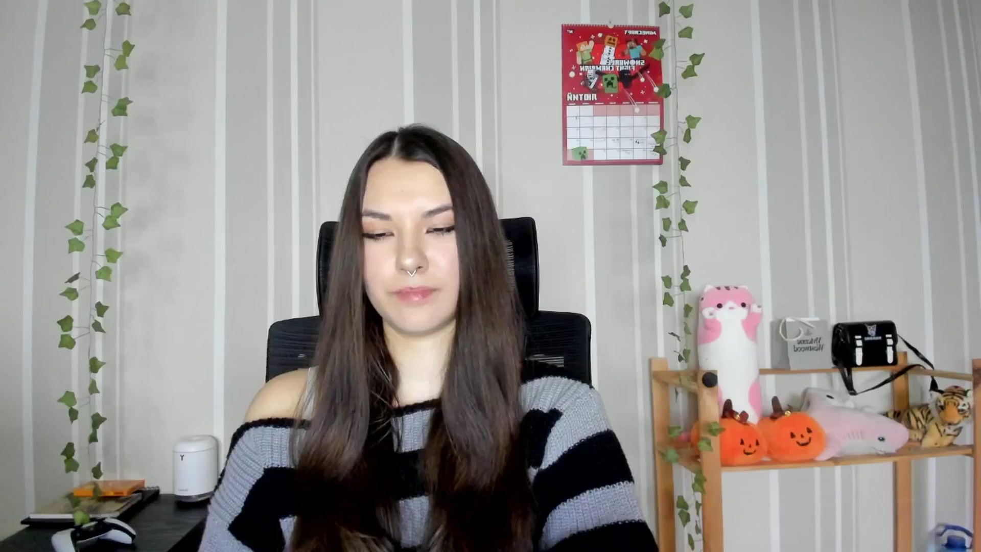 Gallery image thumbnail from AmnesiaGirl1's myfreecams stream on, 03/01/2025, 14:13 image 18 of 20