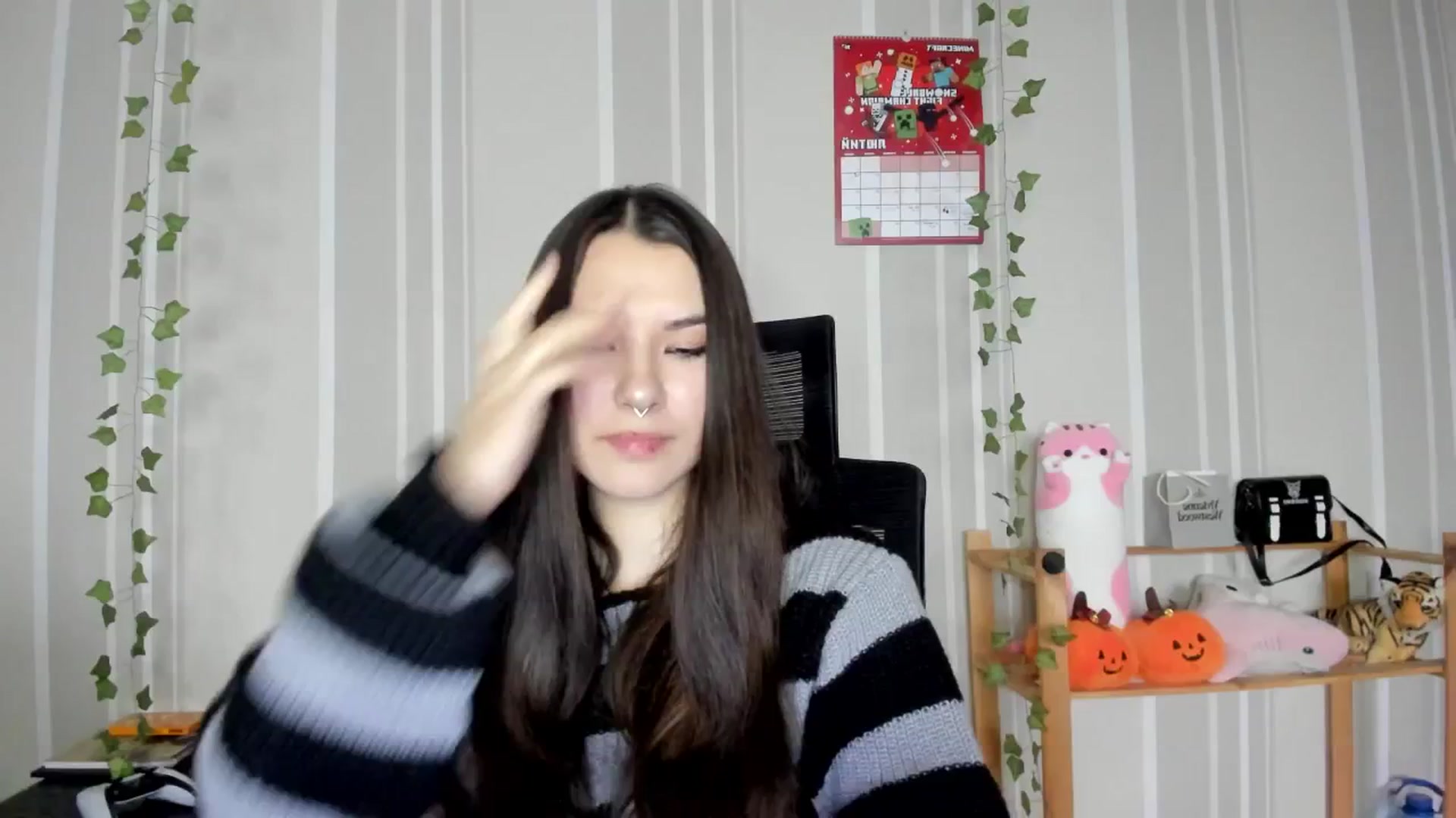 Gallery image thumbnail from AmnesiaGirl1's myfreecams stream on, 03/01/2025, 14:13 image 20 of 20