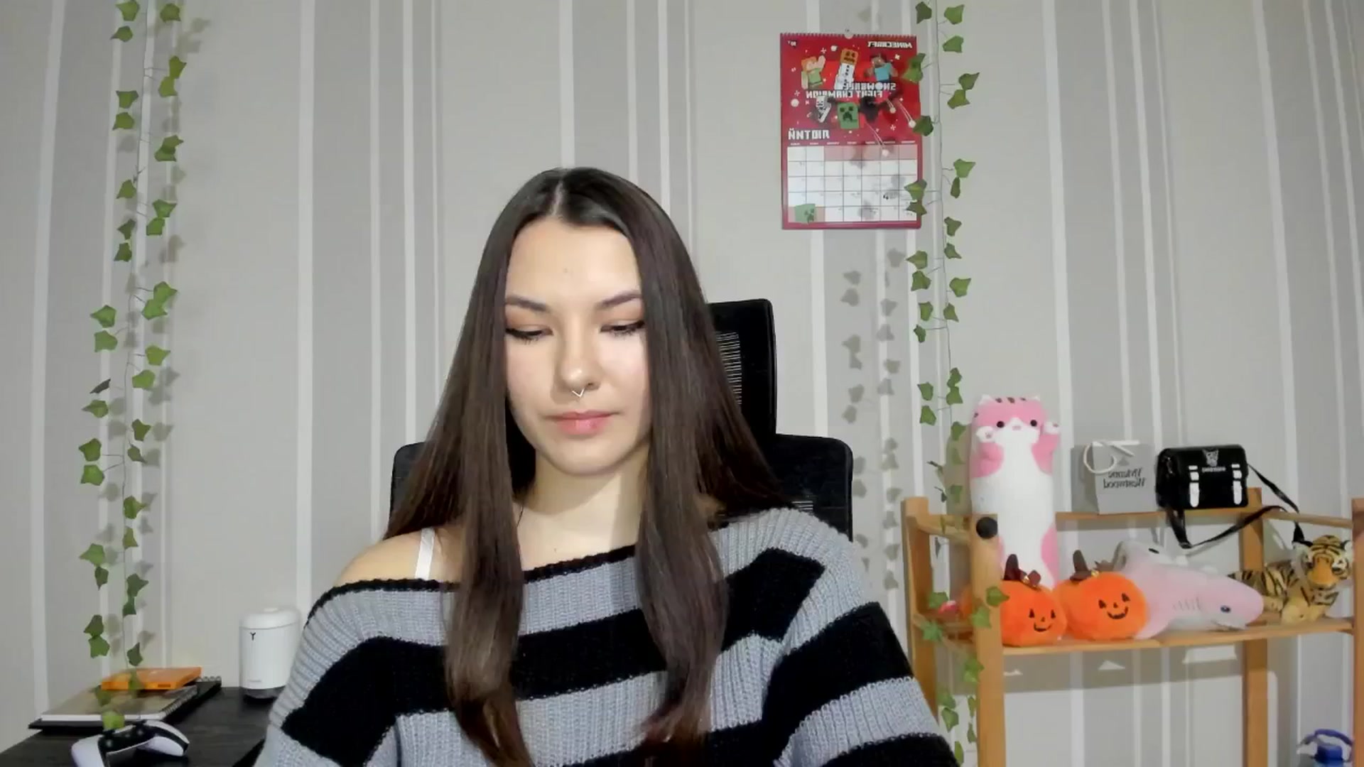 Gallery image thumbnail from AmnesiaGirl1's myfreecams stream on, 03/01/2025, 15:45 image 11 of 20