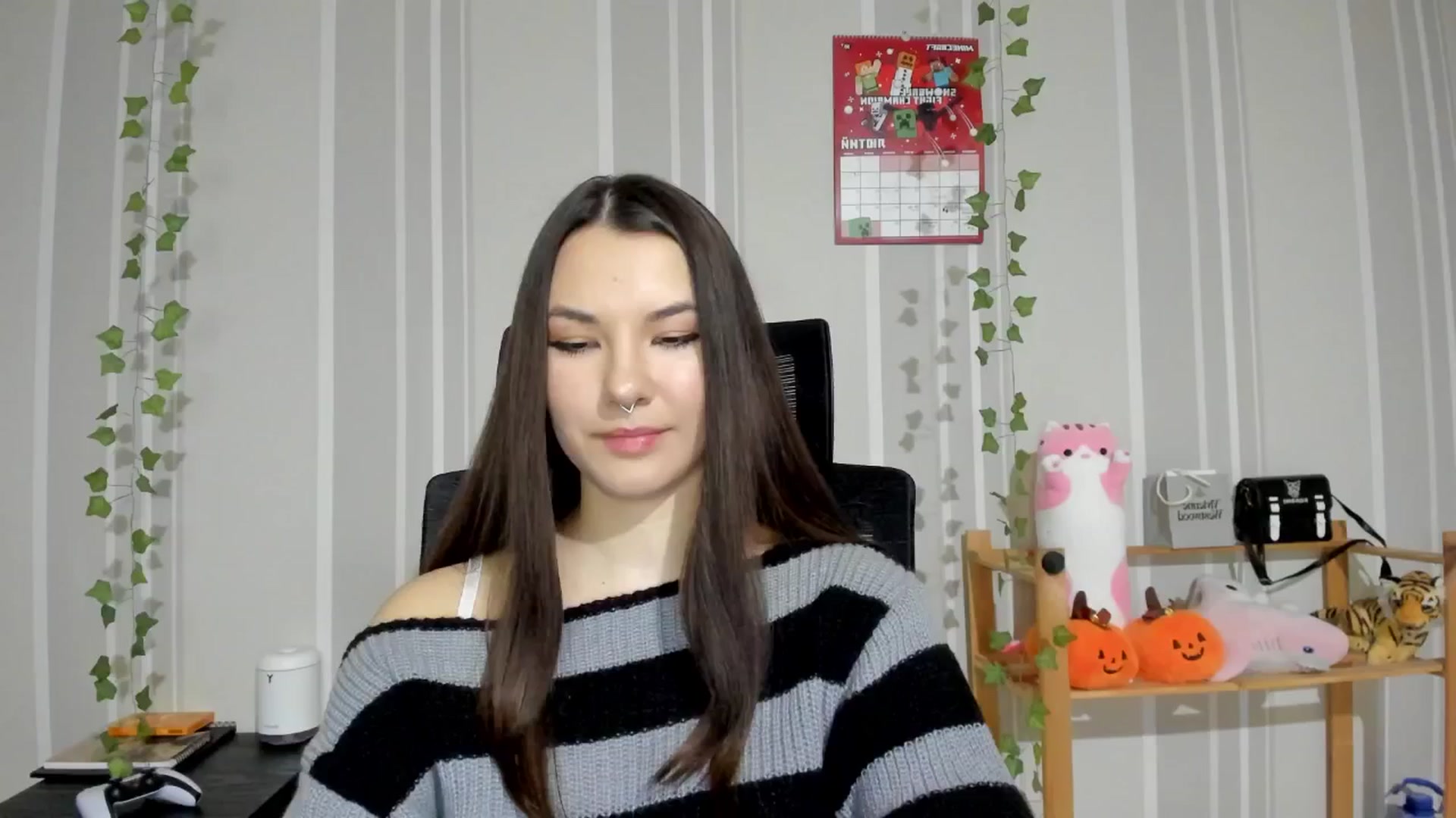 Gallery image thumbnail from AmnesiaGirl1's myfreecams stream on, 03/01/2025, 15:45 image 5 of 20
