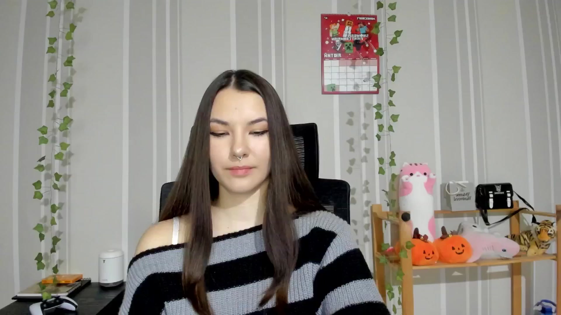 Gallery image thumbnail from AmnesiaGirl1's myfreecams stream on, 03/01/2025, 15:45 image 12 of 20
