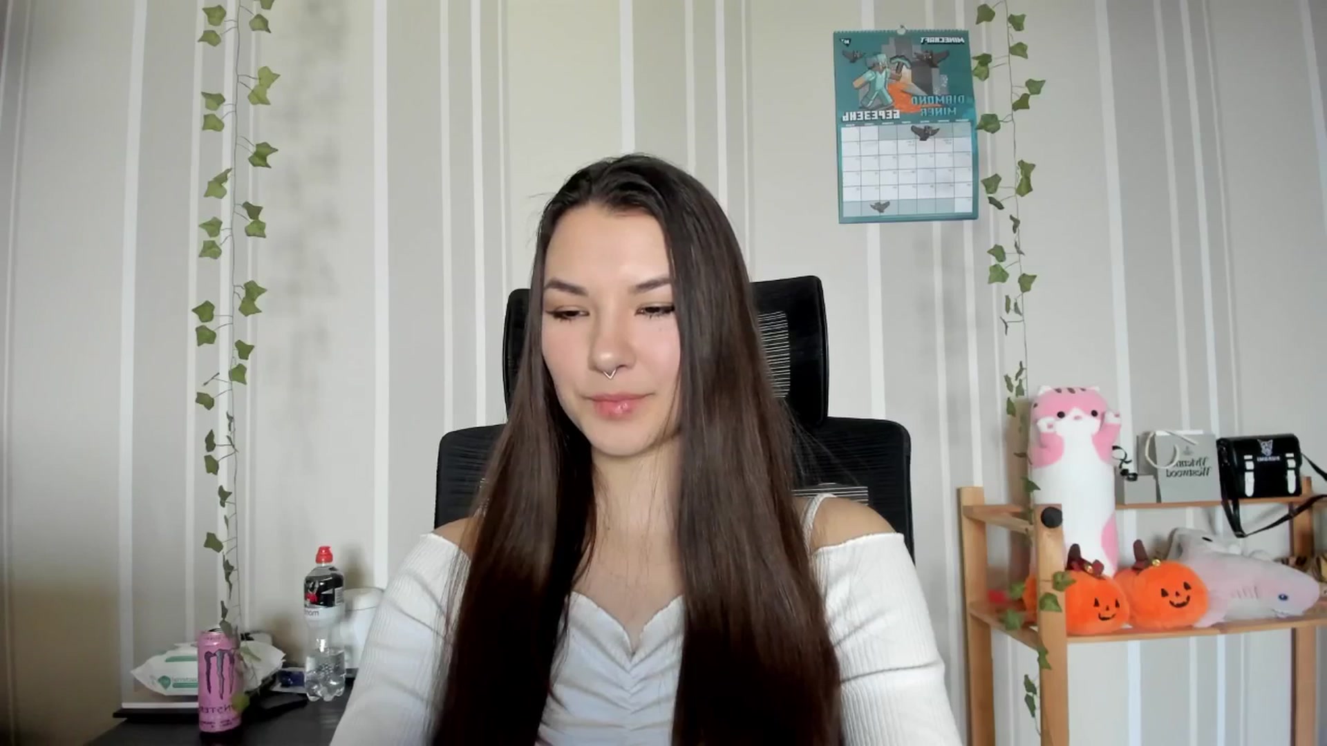 Gallery image thumbnail from AmnesiaGirl1's myfreecams stream on, 03/06/2025, 14:20 image 19 of 20