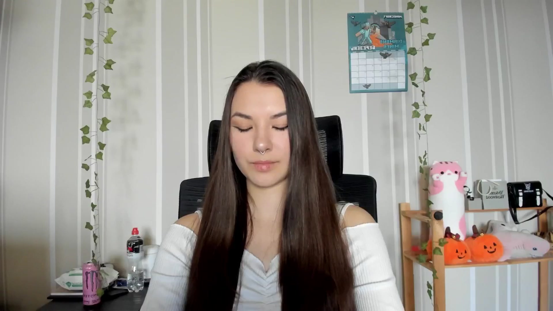 Gallery image thumbnail from AmnesiaGirl1's myfreecams stream on, 03/06/2025, 14:20 image 10 of 20
