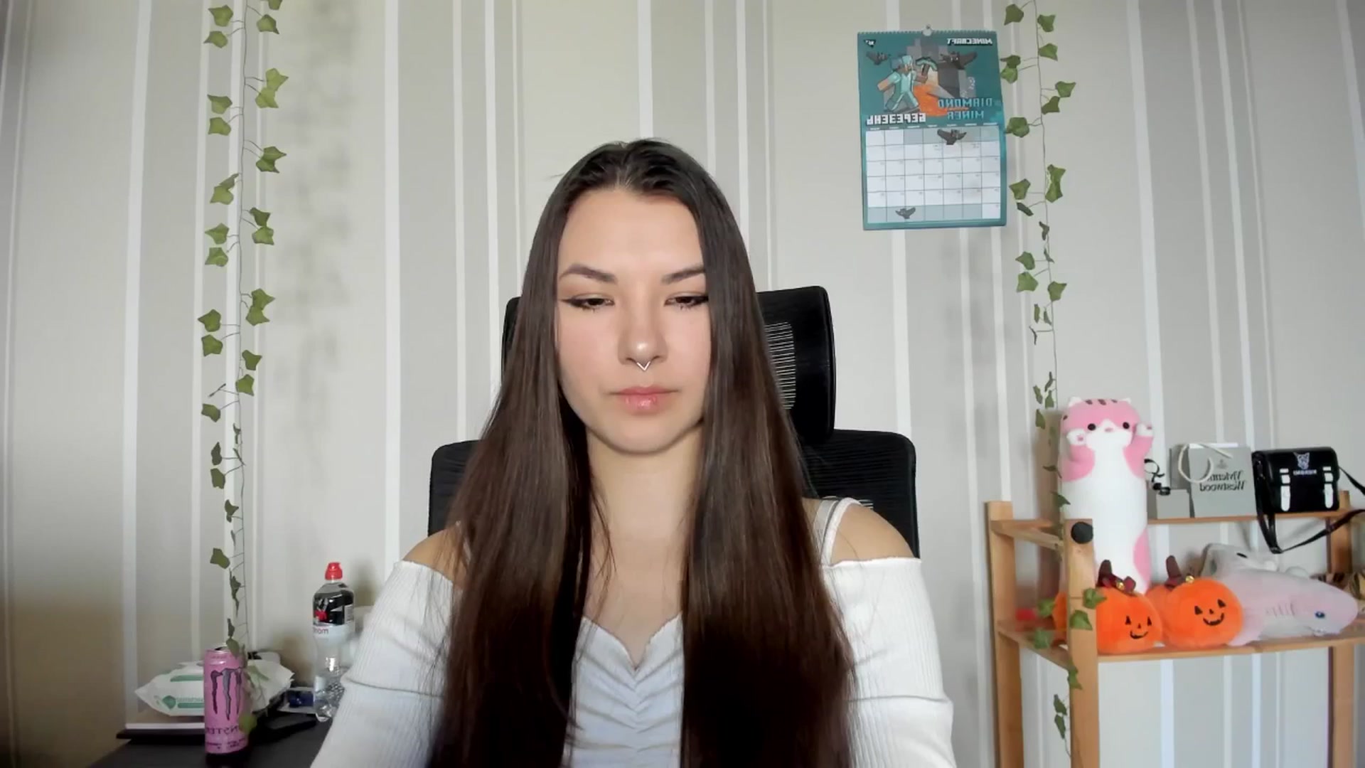 Gallery image thumbnail from AmnesiaGirl1's myfreecams stream on, 03/06/2025, 14:20 image 1 of 20