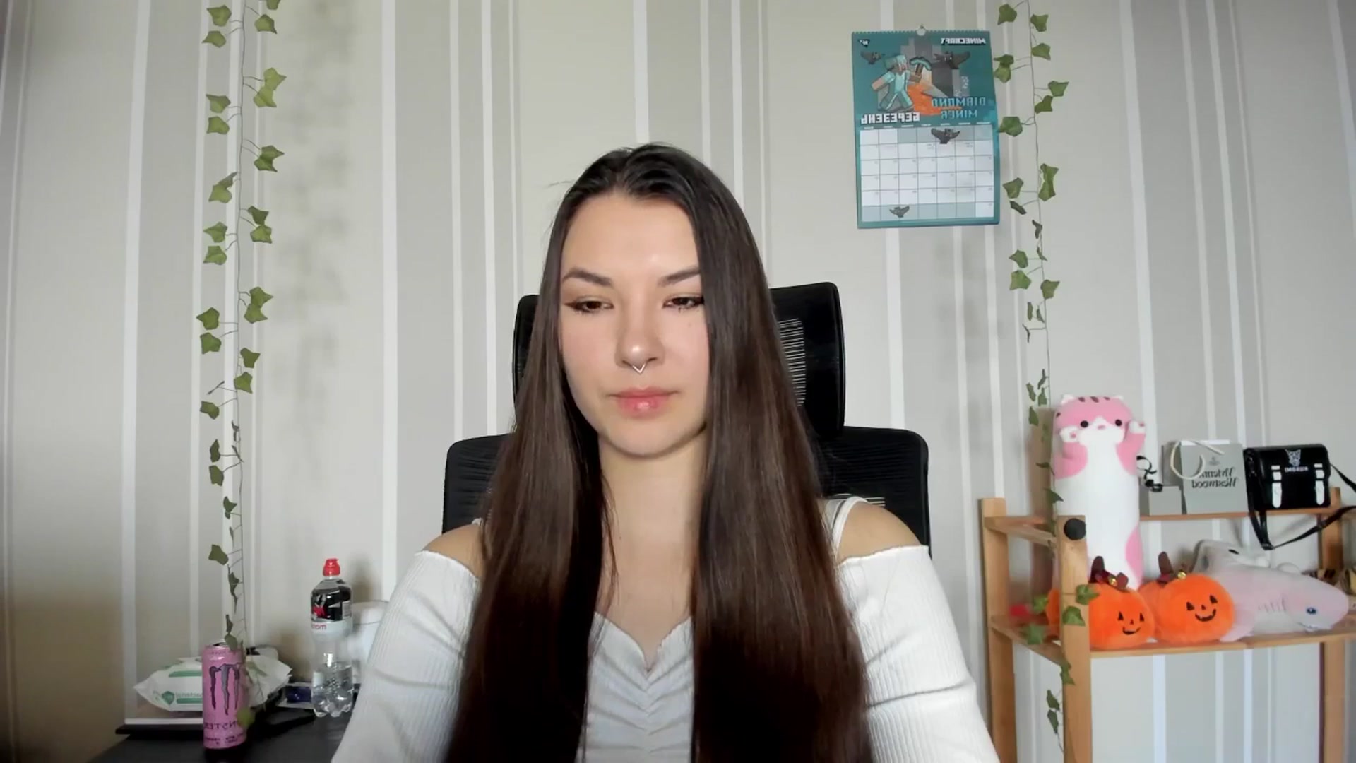 Gallery image thumbnail from AmnesiaGirl1's myfreecams stream on, 03/06/2025, 14:20 image 3 of 20