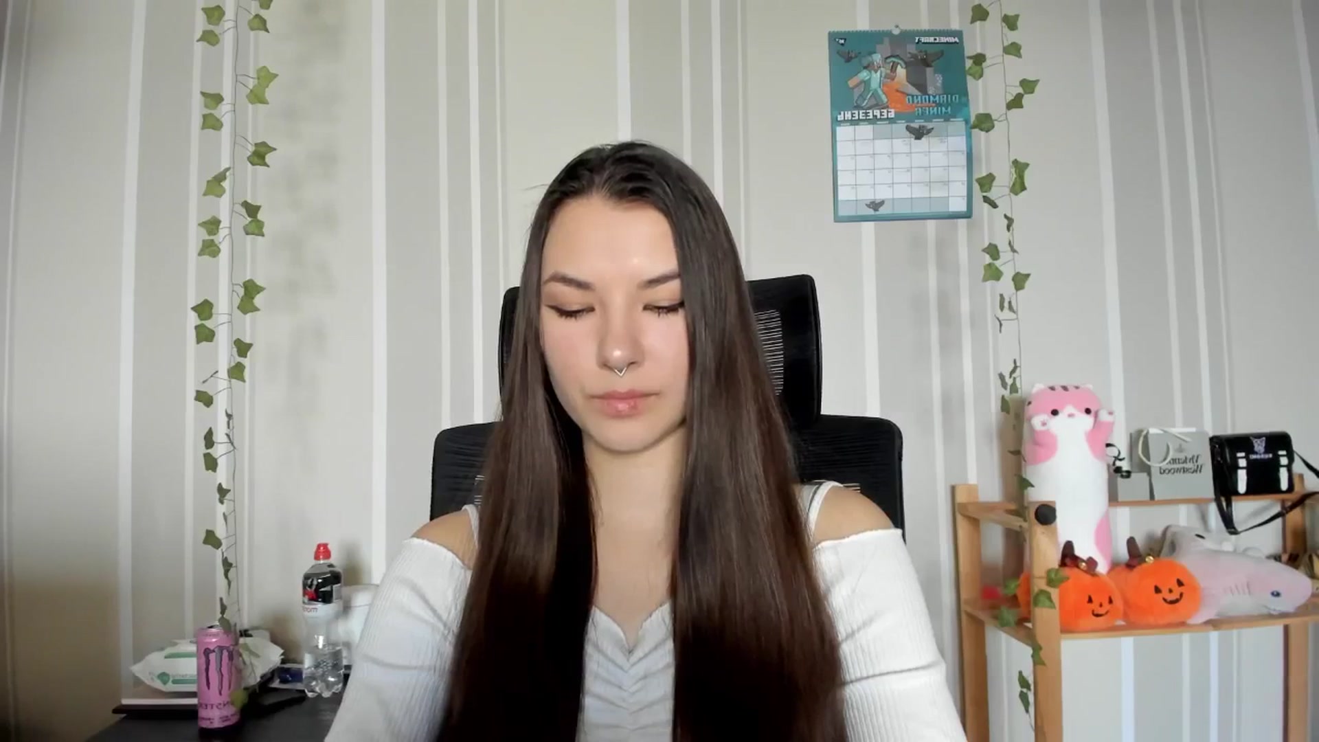 Gallery image thumbnail from AmnesiaGirl1's myfreecams stream on, 03/06/2025, 14:20 image 5 of 20