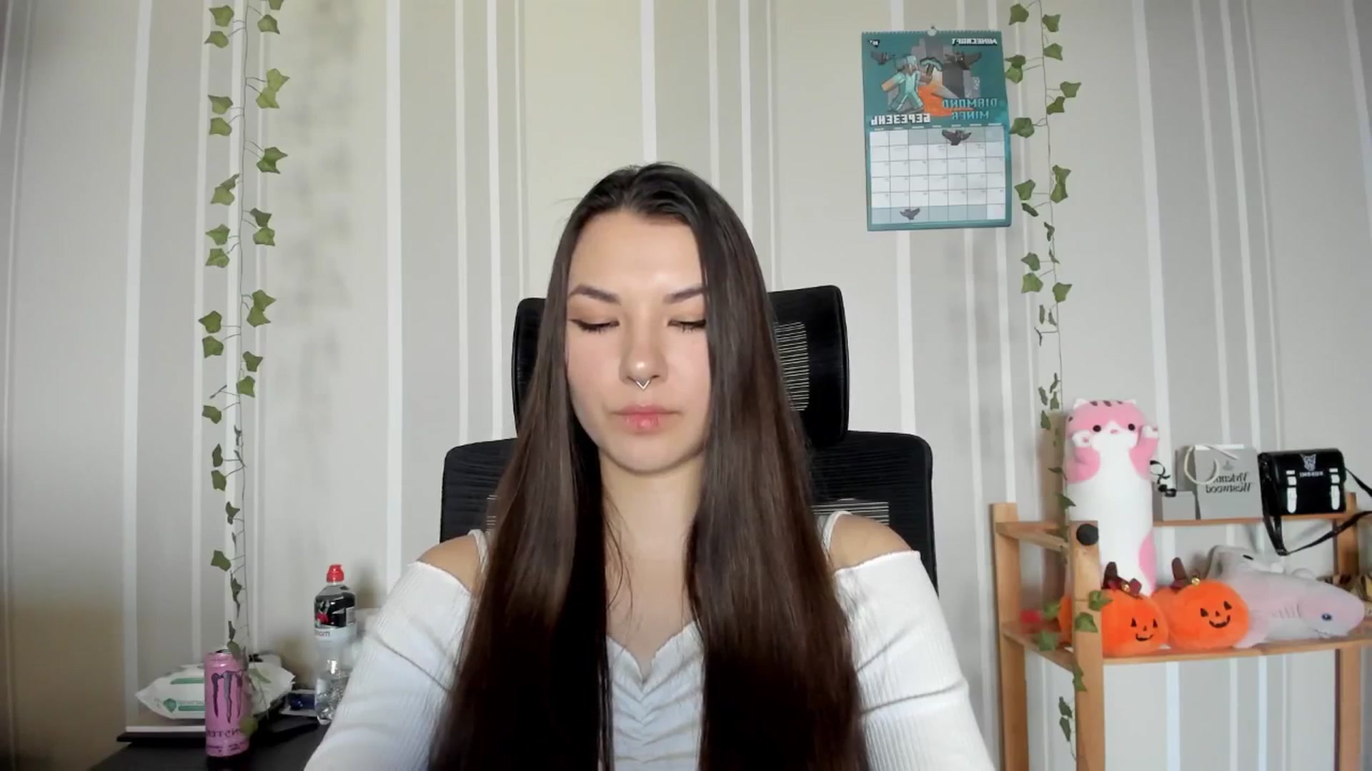 Gallery image thumbnail from AmnesiaGirl1's myfreecams stream on, 03/06/2025, 14:52 image 9 of 20