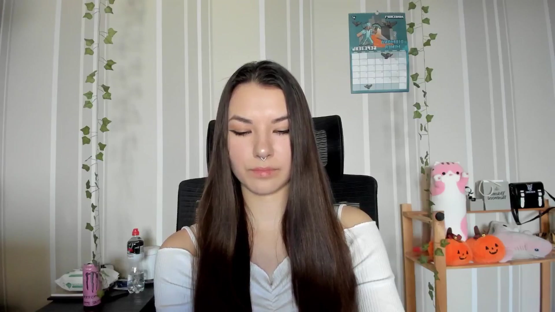 Gallery image thumbnail from AmnesiaGirl1's myfreecams stream on, 03/06/2025, 14:52 image 18 of 20