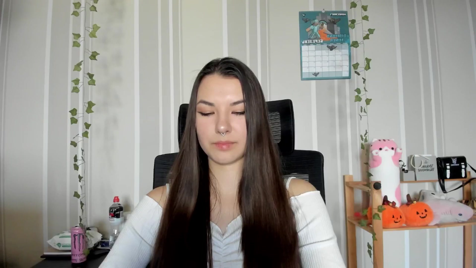 Gallery image thumbnail from AmnesiaGirl1's myfreecams stream on, 03/06/2025, 14:52 image 14 of 20