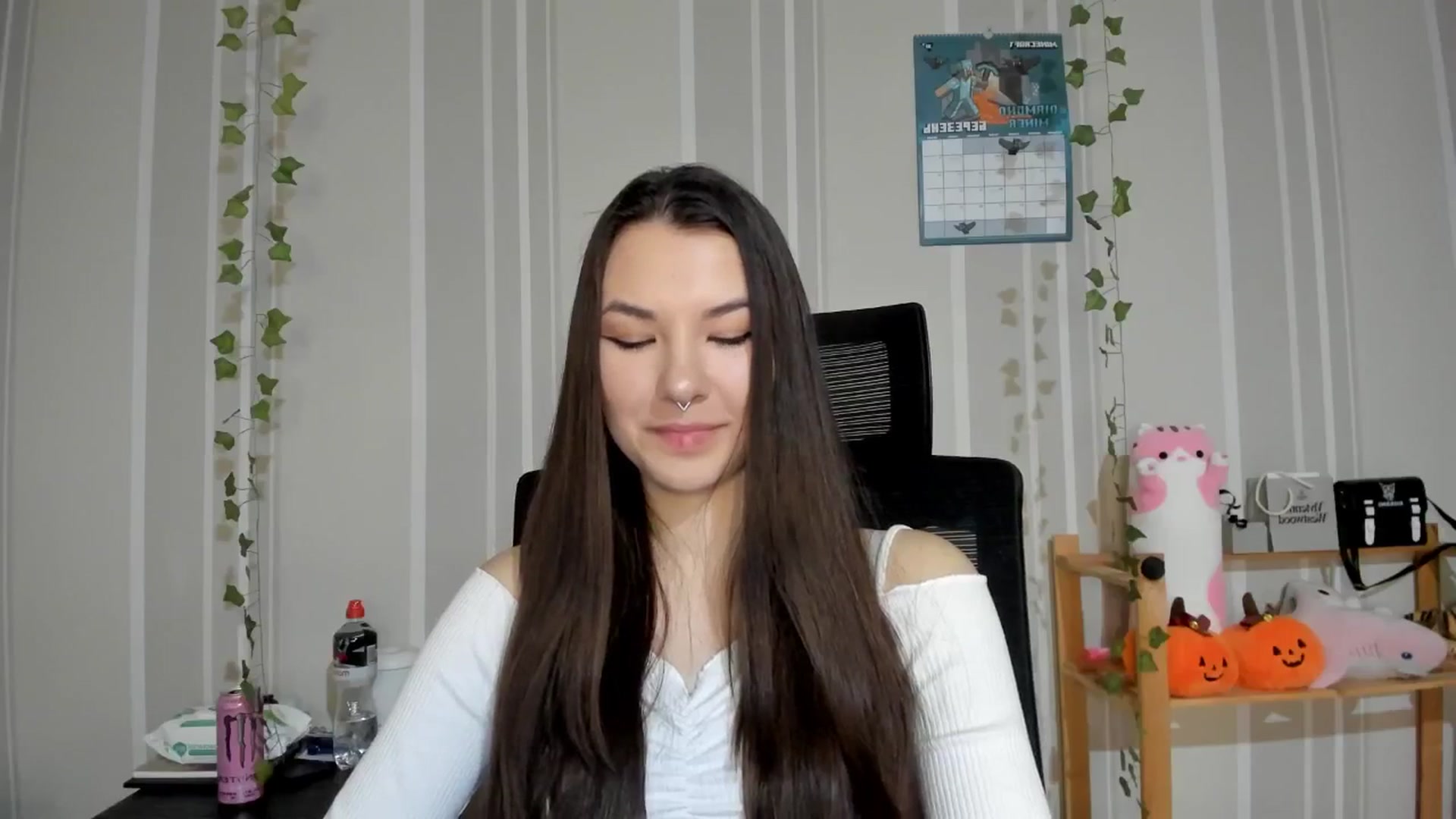 Gallery image thumbnail from AmnesiaGirl1's myfreecams stream on, 03/06/2025, 16:33 image 12 of 20