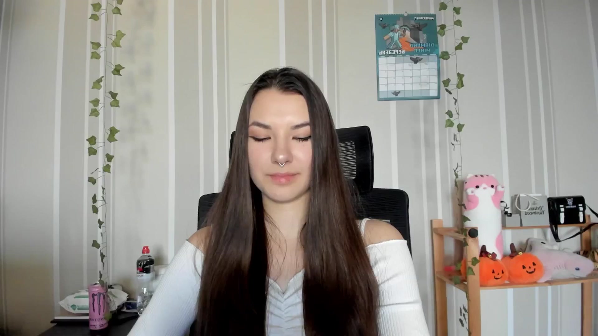 Gallery image thumbnail from AmnesiaGirl1's myfreecams stream on, 03/06/2025, 16:33 image 1 of 20
