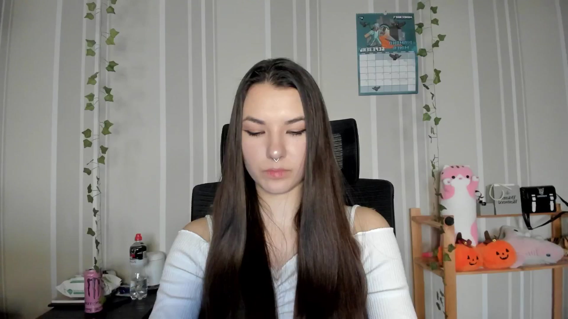 Gallery image thumbnail from AmnesiaGirl1's myfreecams stream on, 03/06/2025, 16:33 image 8 of 20