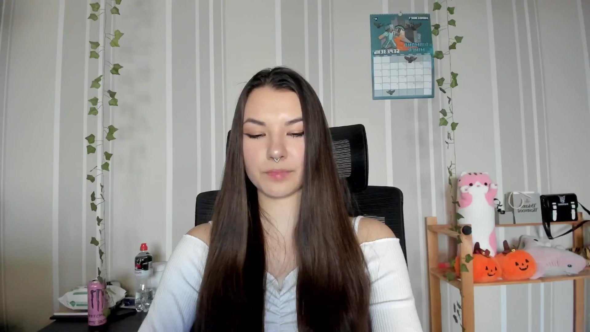 Gallery image thumbnail from AmnesiaGirl1's myfreecams stream on, 03/06/2025, 16:33 image 3 of 20