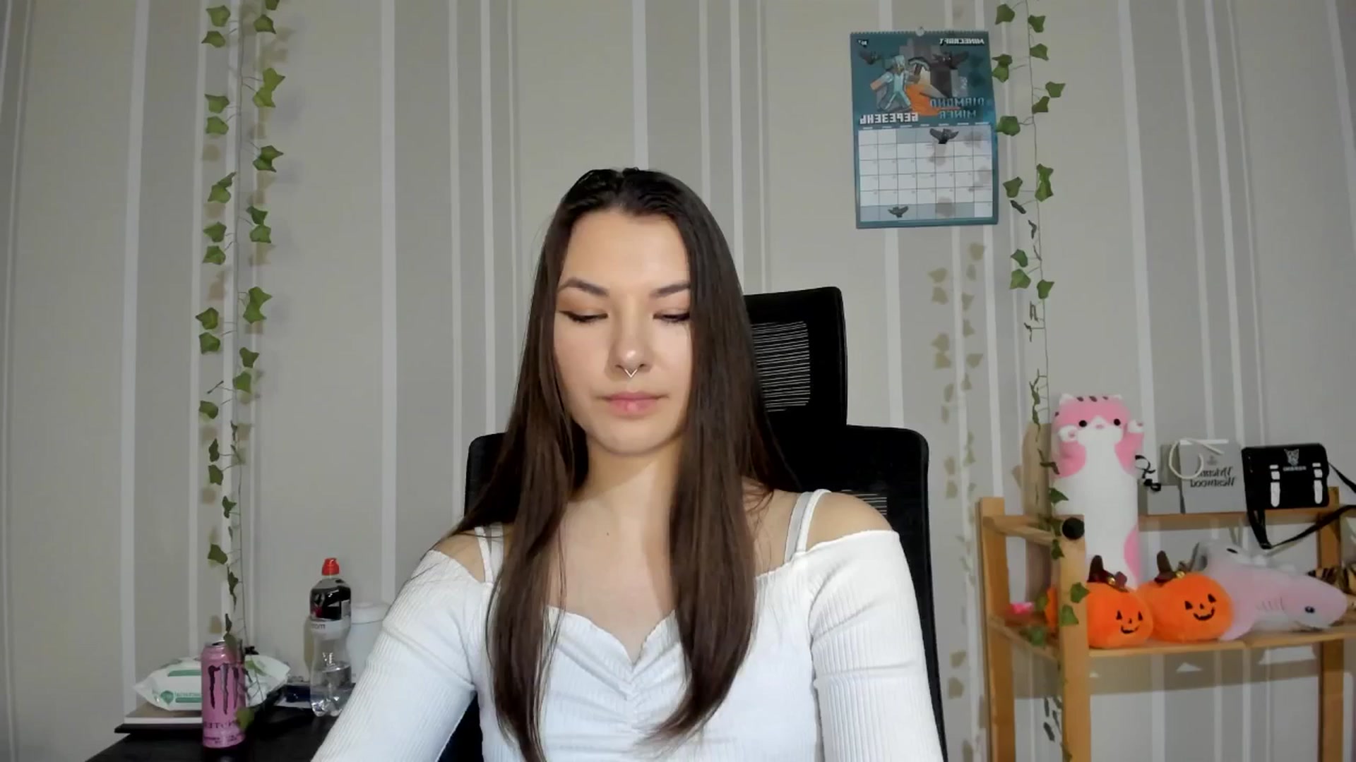 Gallery image thumbnail from AmnesiaGirl1's myfreecams stream on, 03/06/2025, 17:23 image 5 of 20