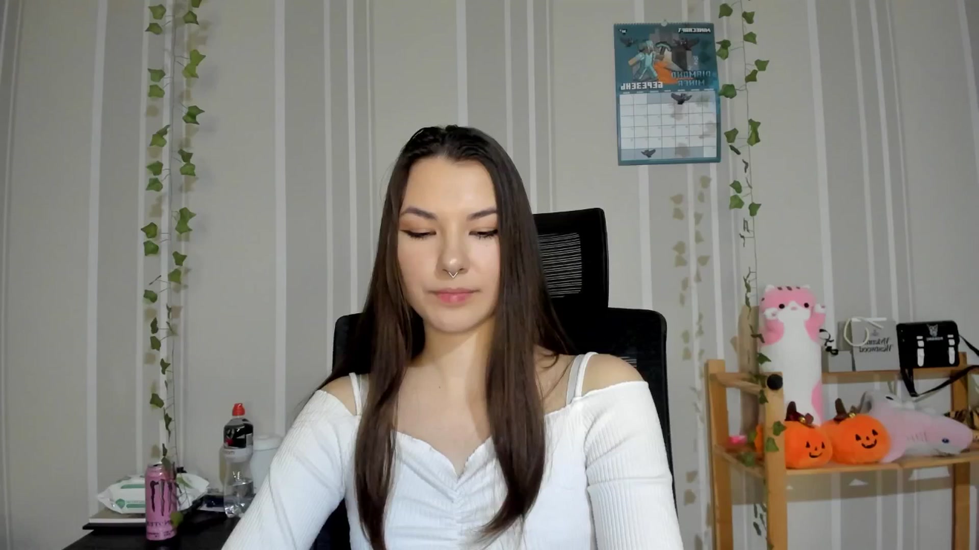 Gallery image thumbnail from AmnesiaGirl1's myfreecams stream on, 03/06/2025, 17:23 image 10 of 20