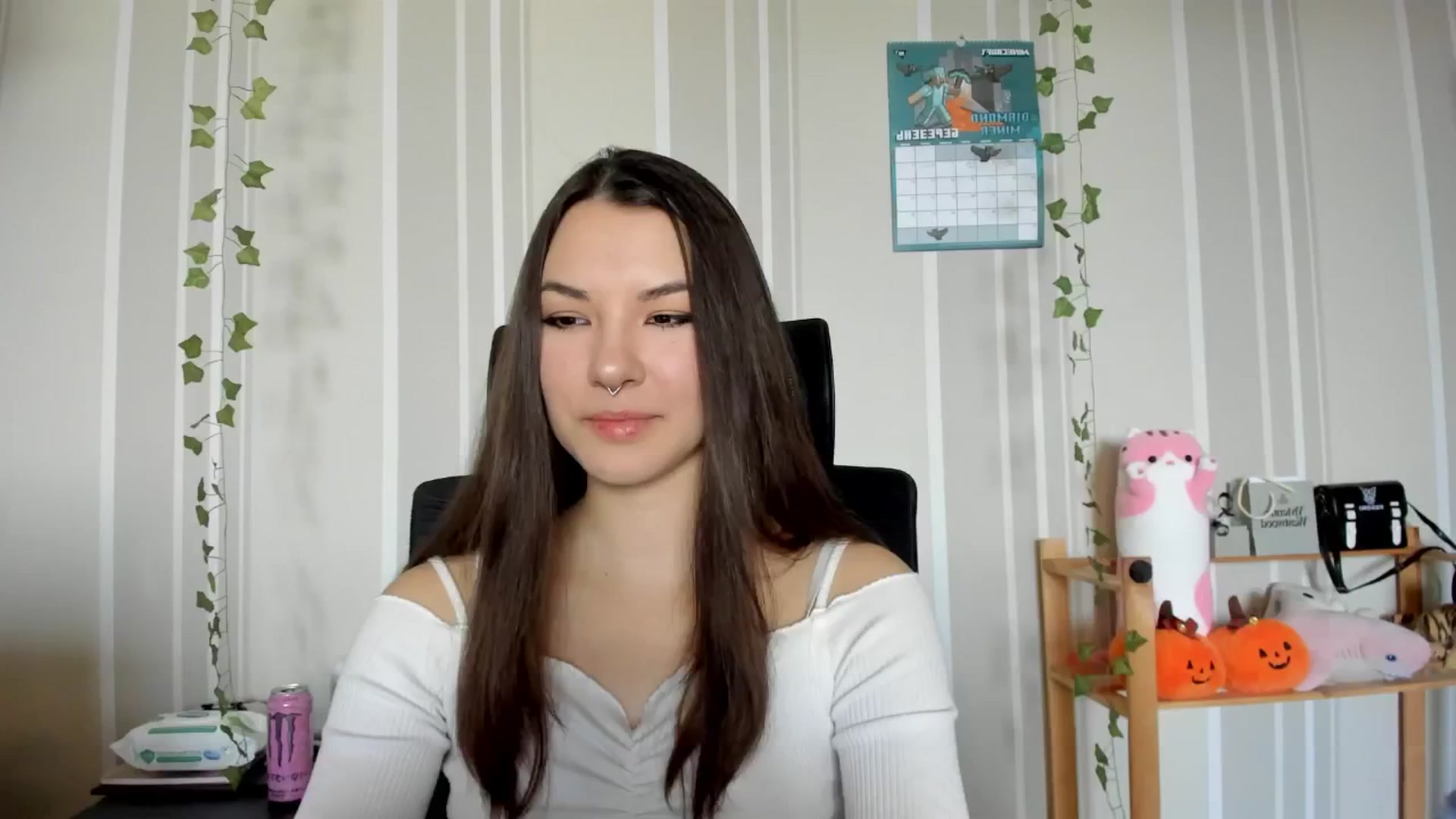 Gallery image thumbnail from AmnesiaGirl1's myfreecams stream on, 03/07/2025, 13:18 image 16 of 20