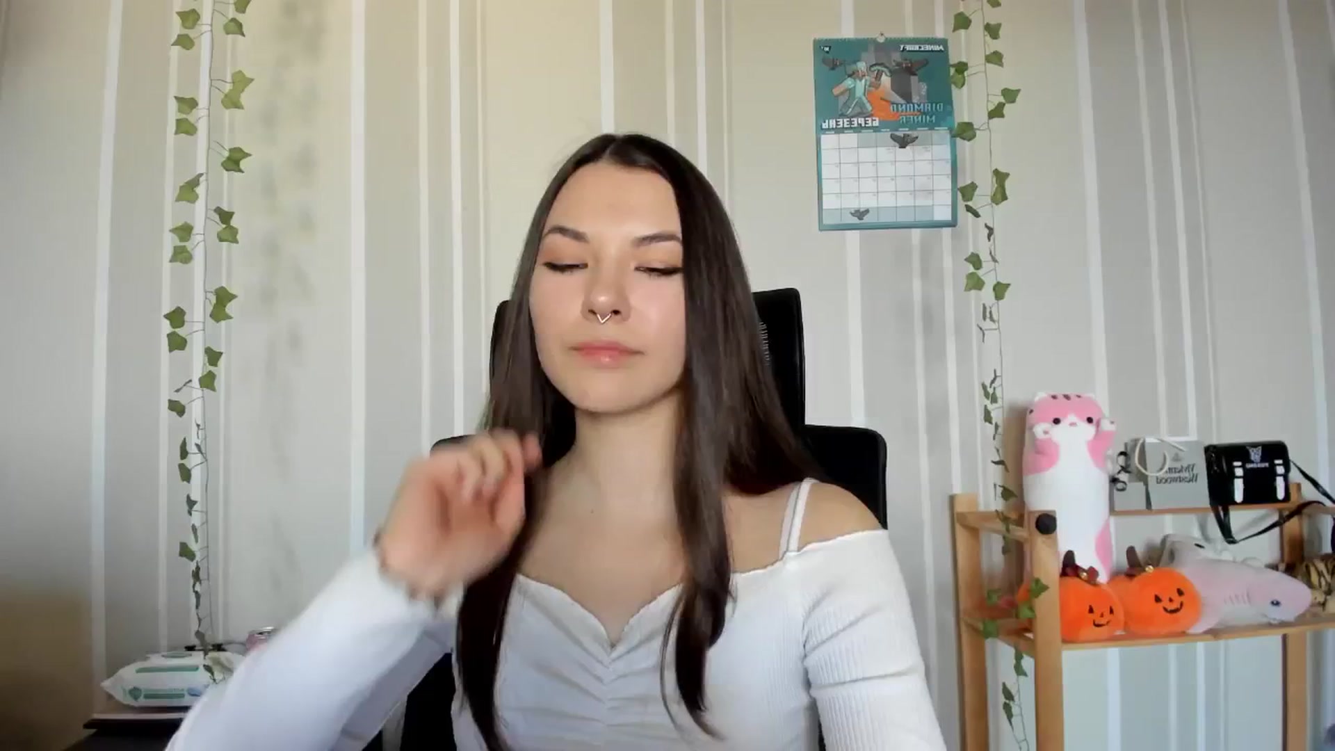 Gallery image thumbnail from AmnesiaGirl1's myfreecams stream on, 03/07/2025, 14:38 image 10 of 20