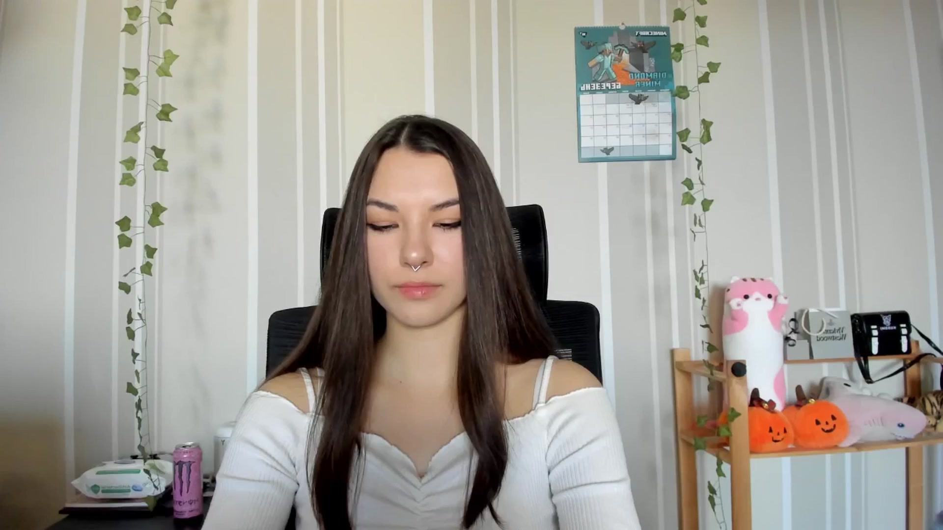 Gallery image thumbnail from AmnesiaGirl1's myfreecams stream on, 03/07/2025, 14:38 image 4 of 20