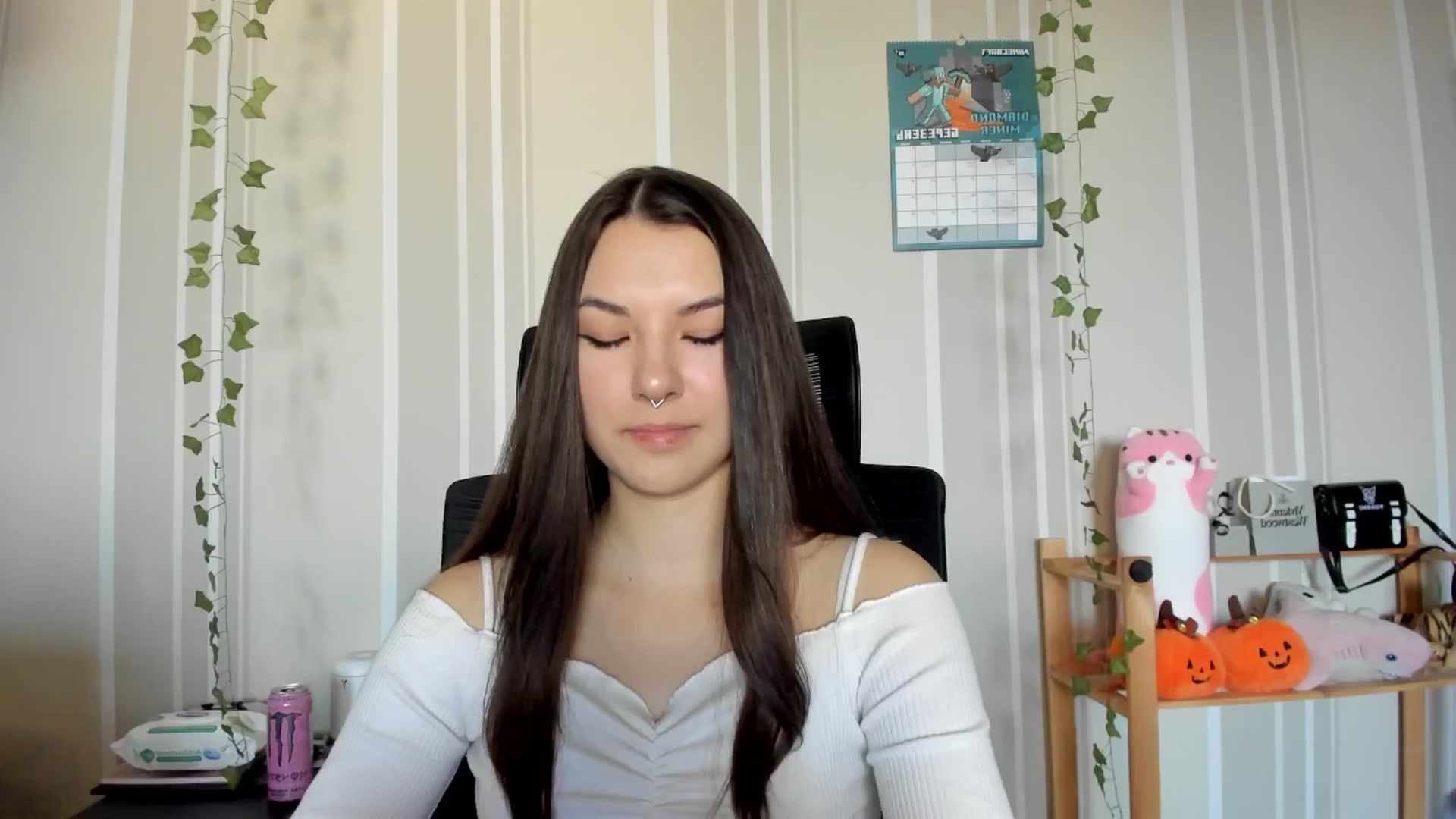 Gallery image thumbnail from AmnesiaGirl1's myfreecams stream on, 03/07/2025, 14:38 image 15 of 20