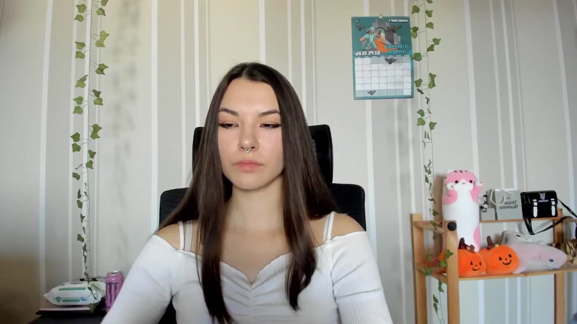 Gallery image thumbnail from AmnesiaGirl1's myfreecams stream on, 03/07/2025, 14:38 image 3 of 20