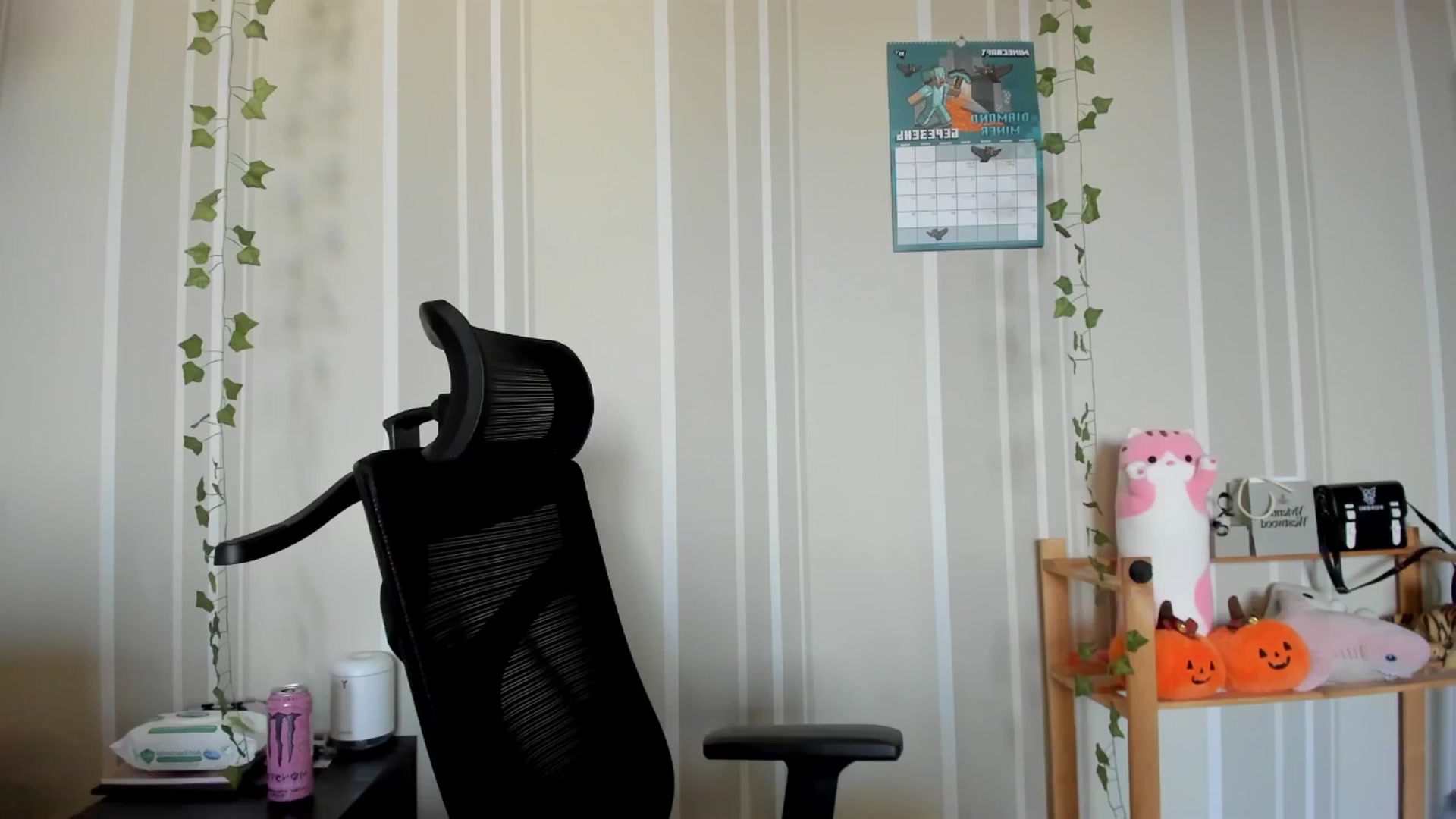 Gallery image thumbnail from AmnesiaGirl1's myfreecams stream on, 03/07/2025, 14:38 image 1 of 20