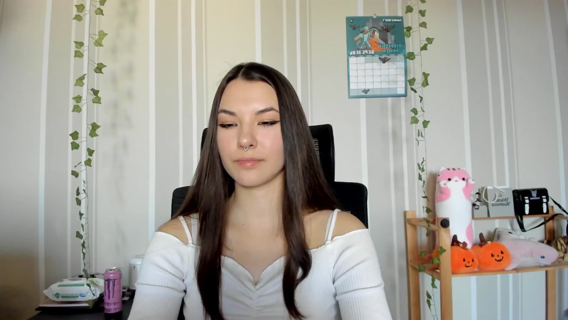 Gallery image thumbnail from AmnesiaGirl1's myfreecams stream on, 03/07/2025, 14:38 image 11 of 20
