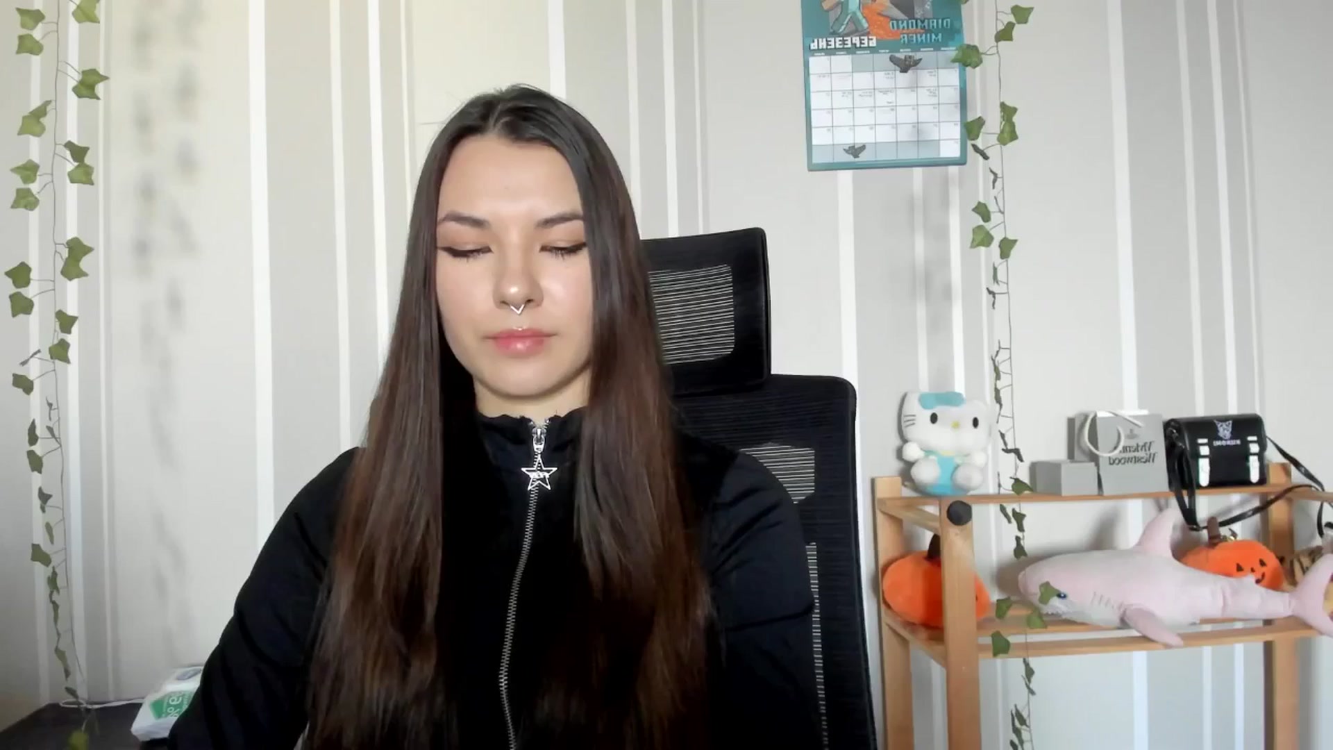 Gallery image thumbnail from AmnesiaGirl1's myfreecams stream on, 03/16/2025, 14:24 image 15 of 20