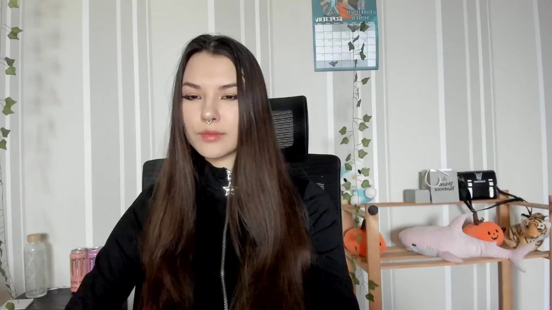 Gallery image thumbnail from AmnesiaGirl1's myfreecams stream on, 03/19/2025, 15:39 image 2 of 20